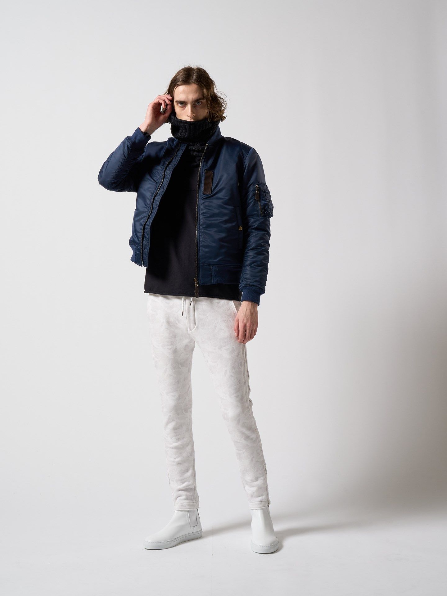 【予約品】 hem zip seam pants / スリムパンツ / ホワイト・カモ