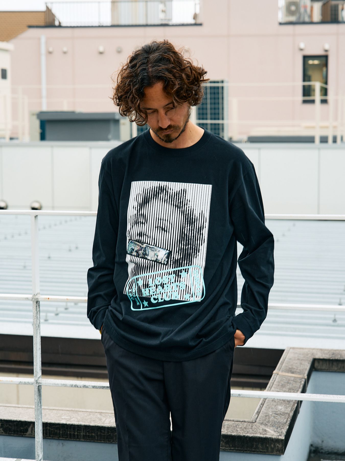 【予約品 5月8日(木) AM10時 締切】 5.6ozコットン天竺 LOST HEARTS シークインLS Tシャツ / ブラック