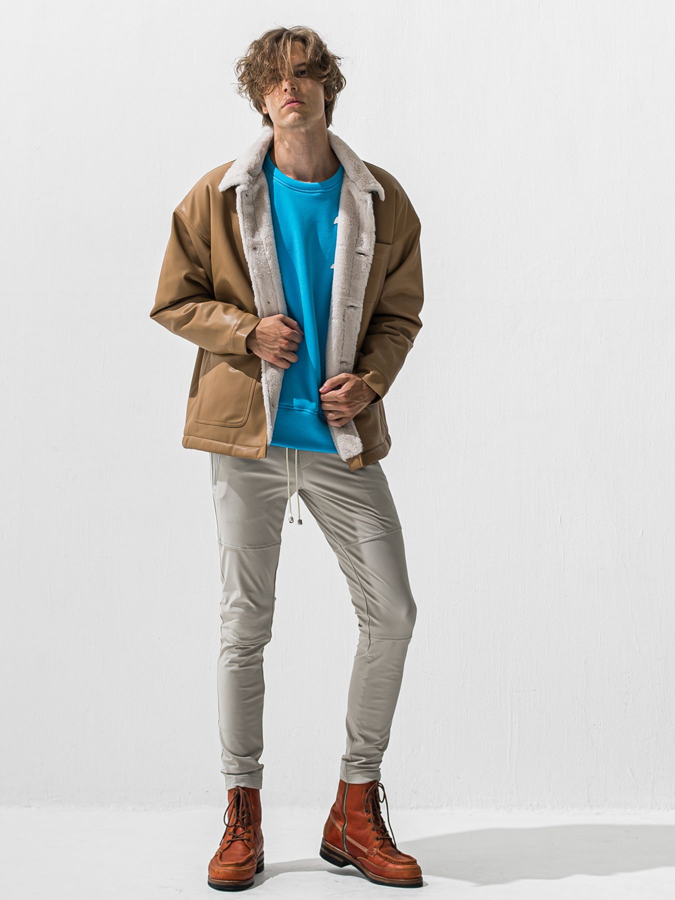 【予約品 9月6日(日) 締切】RC VELOURS FLEECE DROP TRAINER / RCレザーワッペン 裏起毛 ルーズトレーナー / ブルー