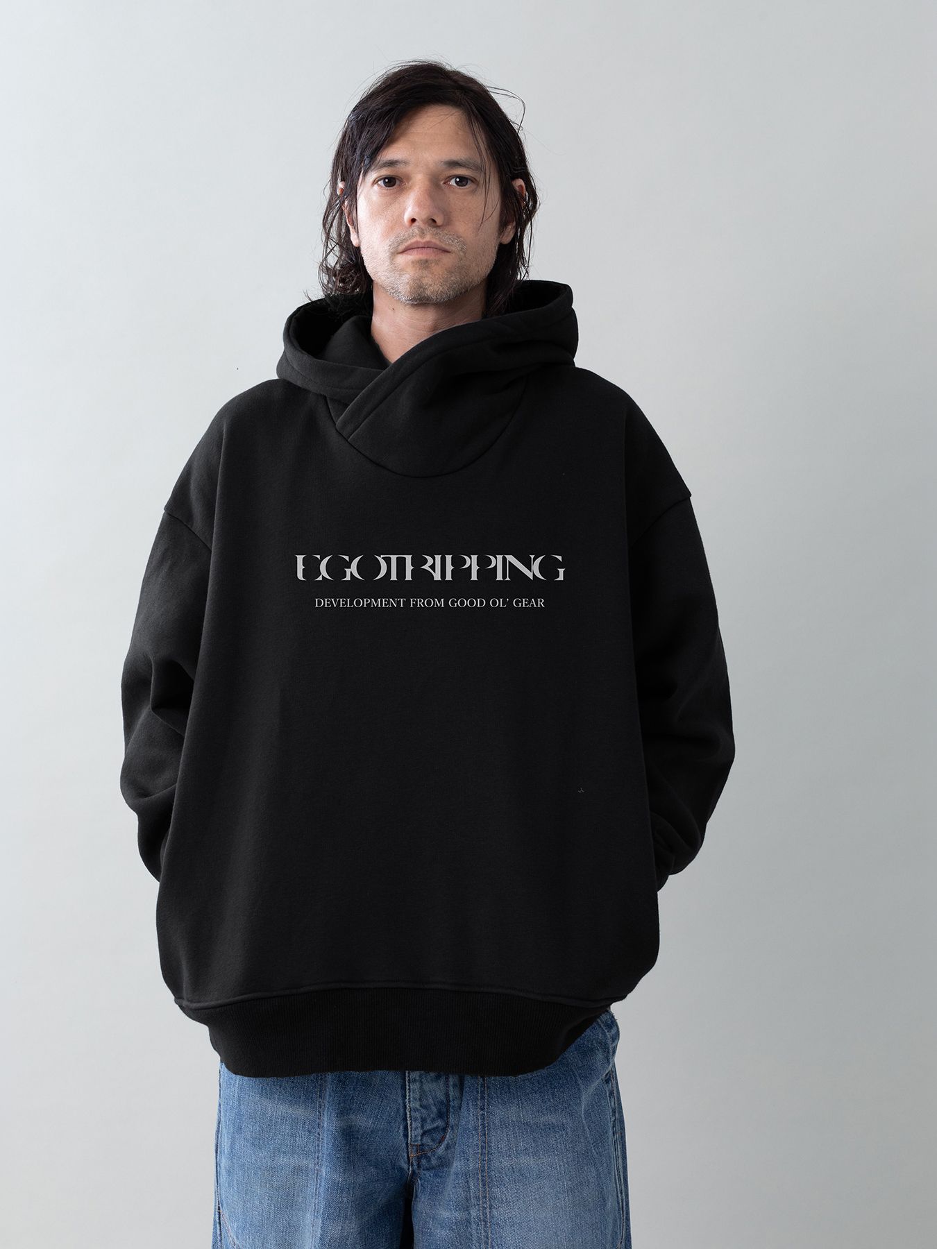 【予約品 5月27日(水) 締切】COWL-WOOLSWEATPARKA print / ロゴプリント スウェットパーカー / ブラック