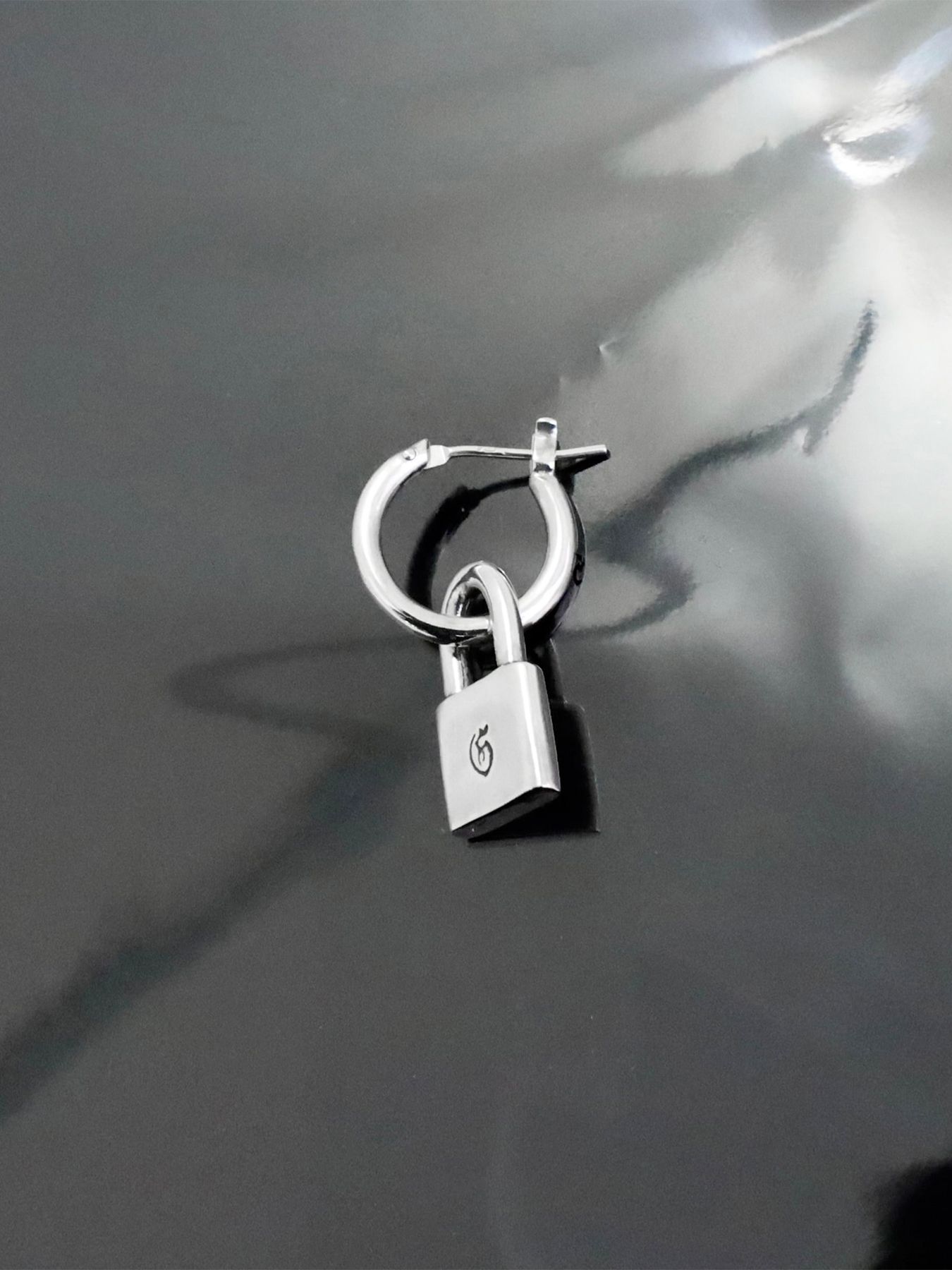 《受注生産》THIN HOOP with PADLOCK / シンフープ ウィズ パドロック / 注文から1～2週間後入荷予定