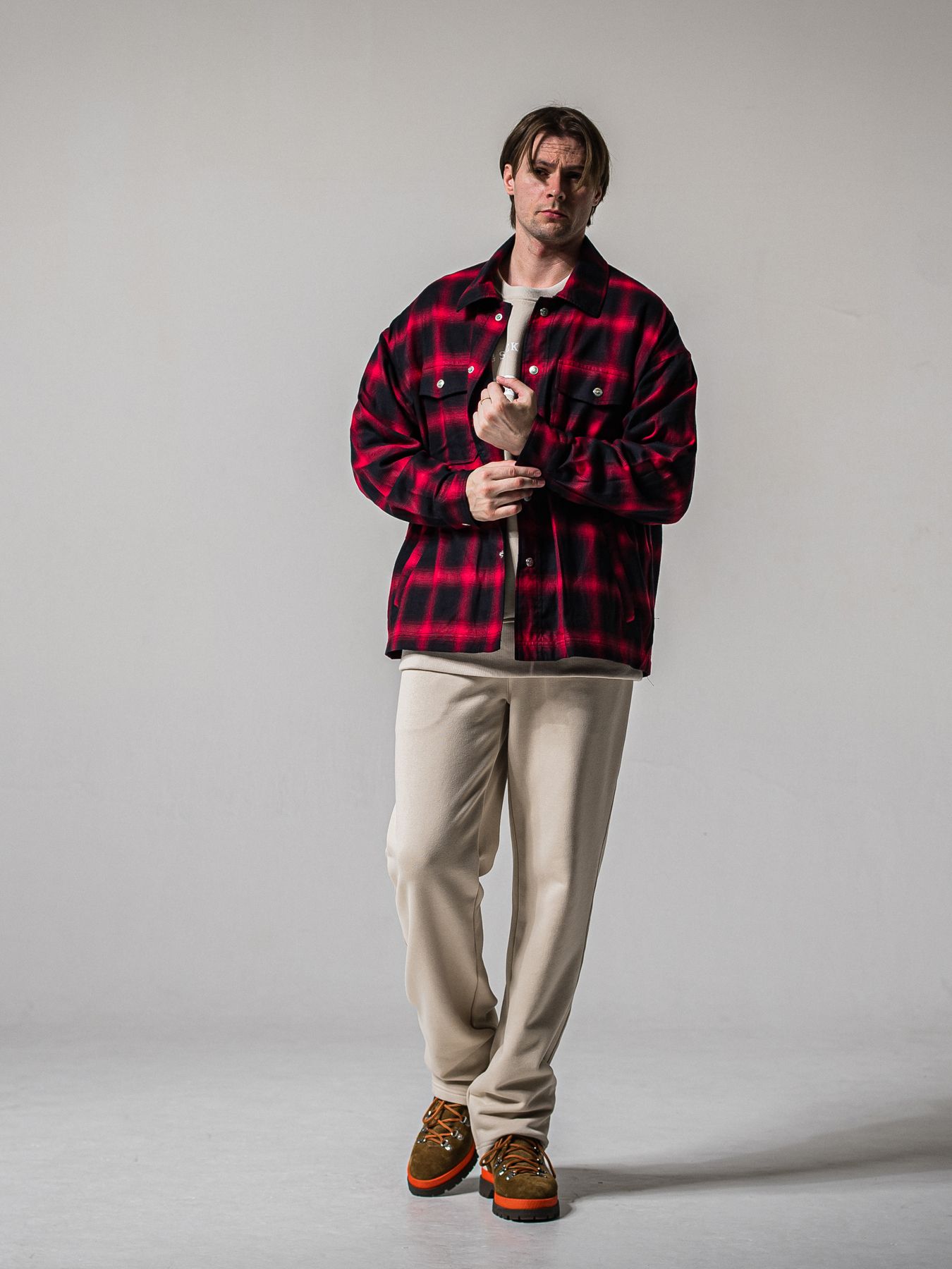 【予約品 11月16日(日) 締切】HF URAKE COLLEGE DROP TRAINER / 裏毛 カレッジロゴルーズ トレーナー / グレージュ