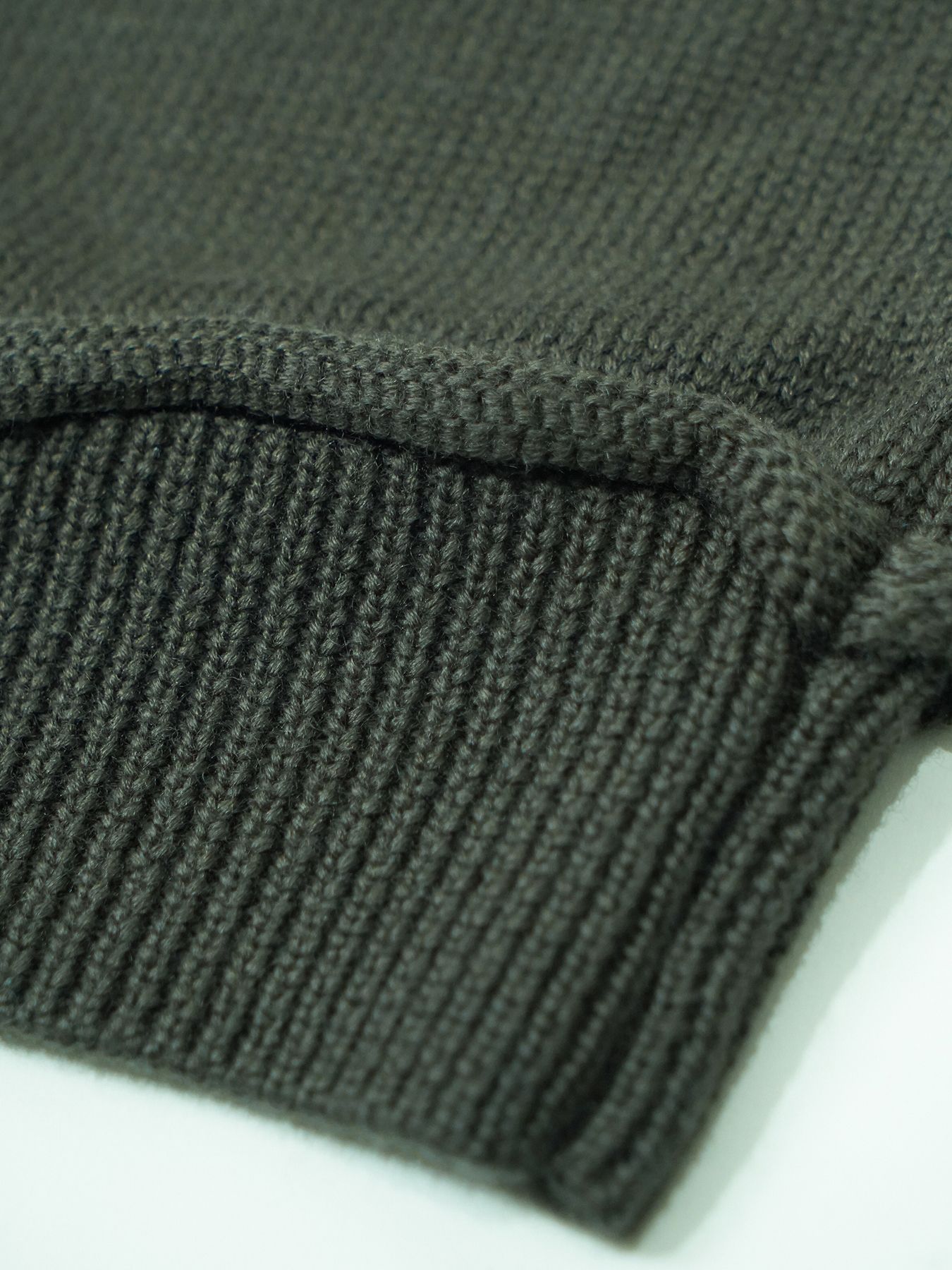 【予約品 6月2日(月) AM10時 締切】Standrop / ニットブルゾン / チャコール