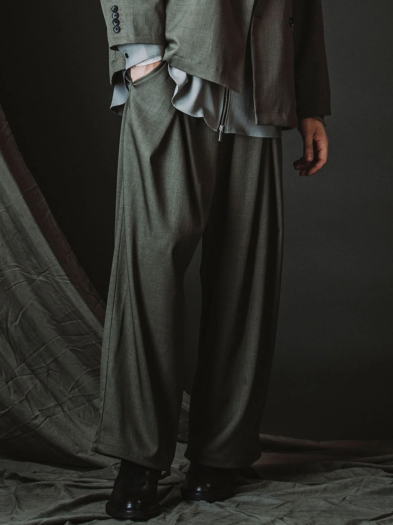 2WAYクロスタックイージーワイドトラウザーズ / グレー【NOID.】