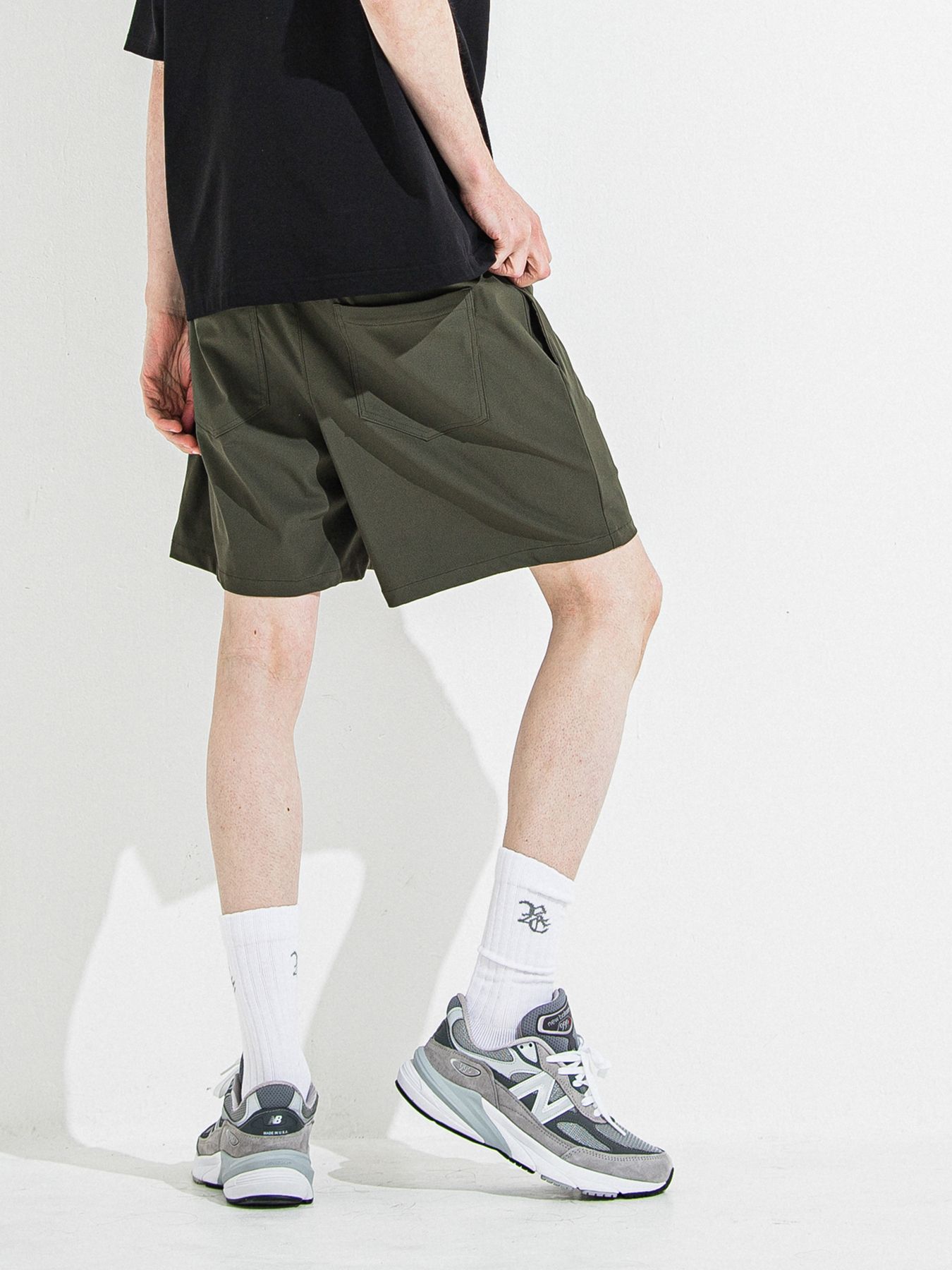 【予約品 】TV NYLON SHORTS / ティーヴィーナイロンショーツ / カーキ