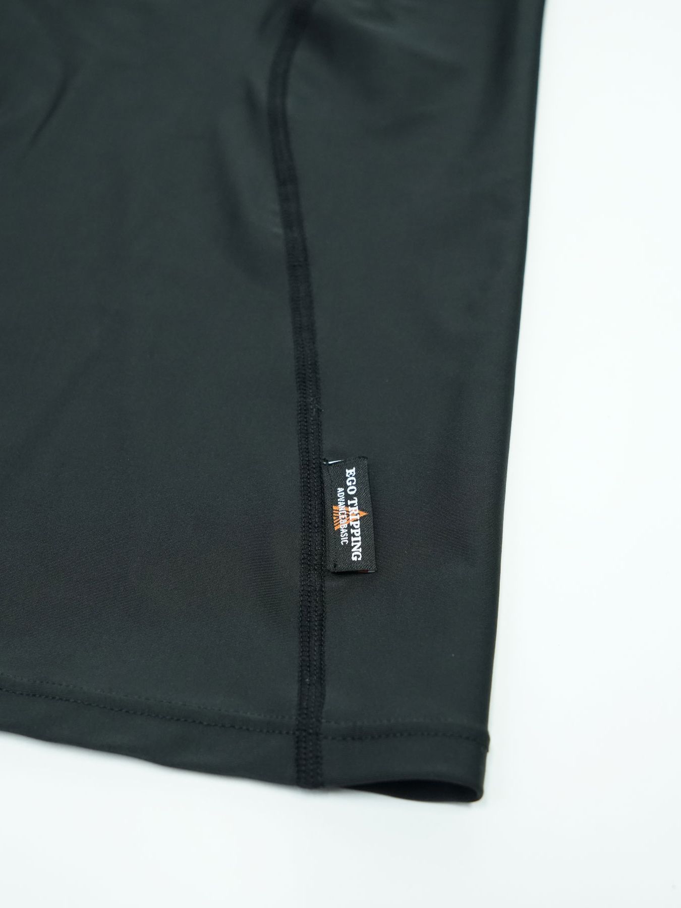 【予約品 11月23日(日) 締切】ARROWHEAD RASHGUARD / ラッシュガード / BLACK×BLACK