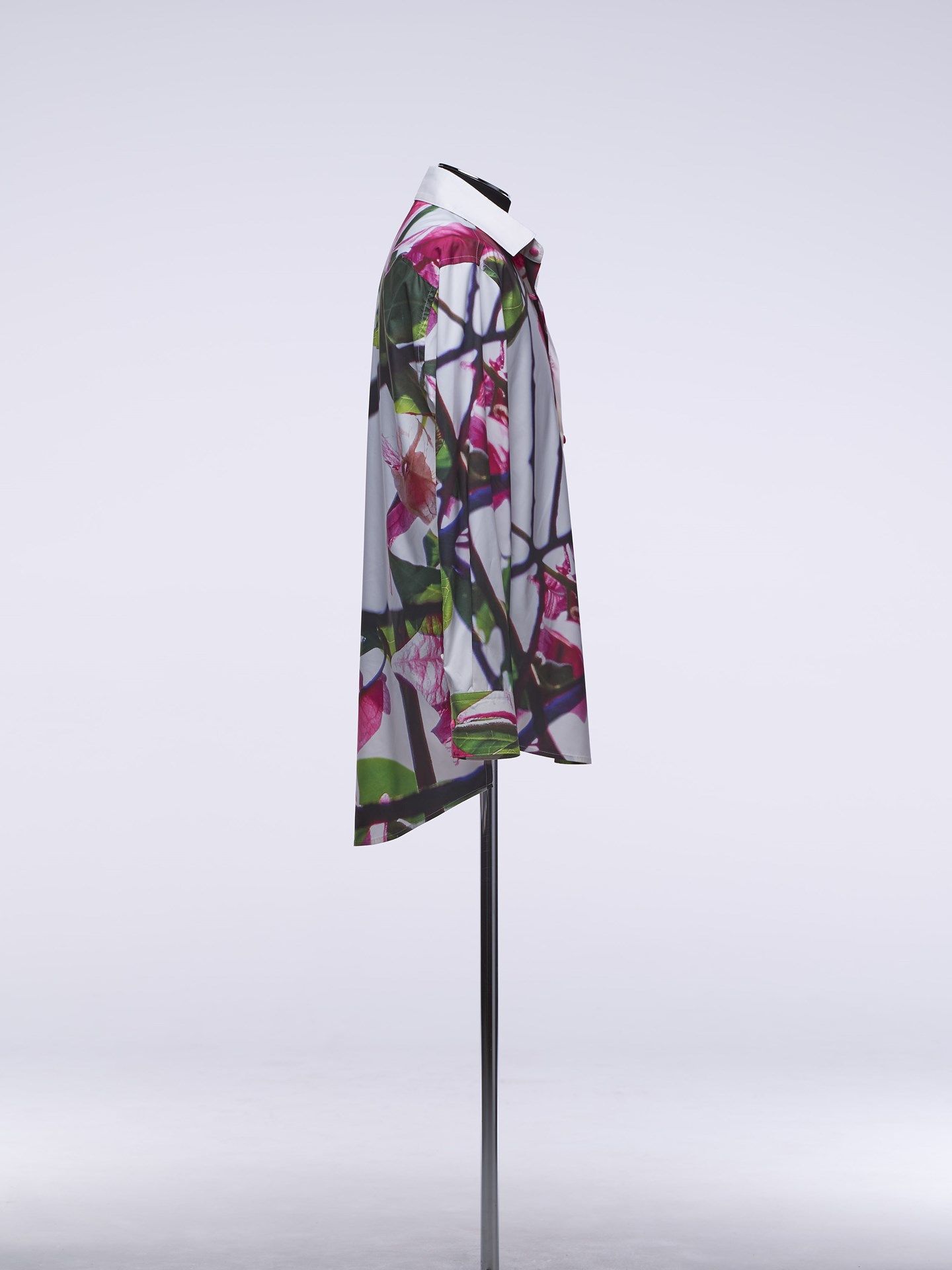 《予約品》 StandCollarFlareShirt / シャツ / ブーゲンビリア 【THE ONENESS】
