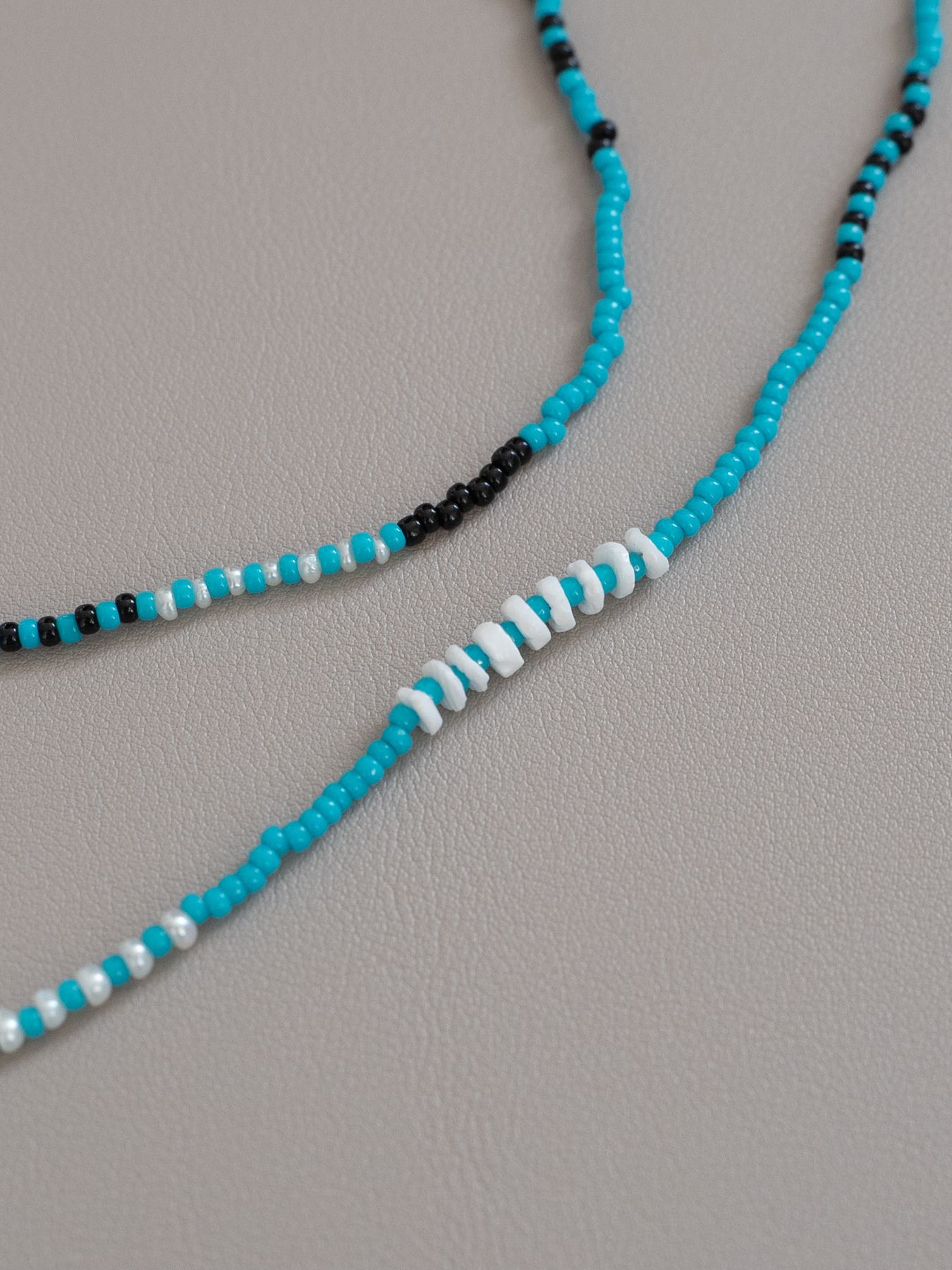 《予約品》 SHELL BEADS MIX NECKLACE / ネックレス / ブルー 【Iroquois.SENTI】