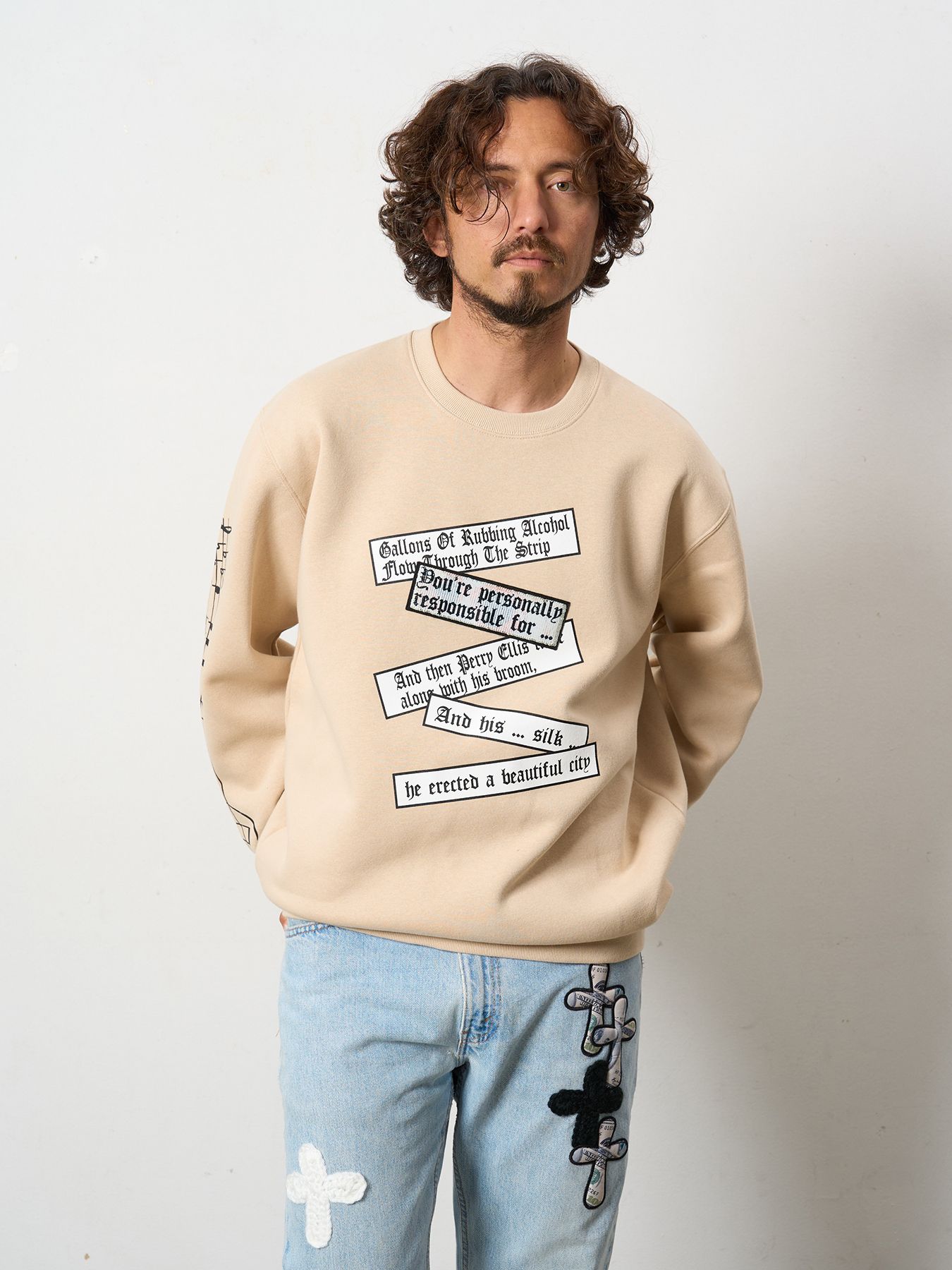 【予約品 5月8日(木) AM10時 締切】 TC裏毛起毛 リリック リボン シークインMUSICプリント スウェットシャツ / ベージュ