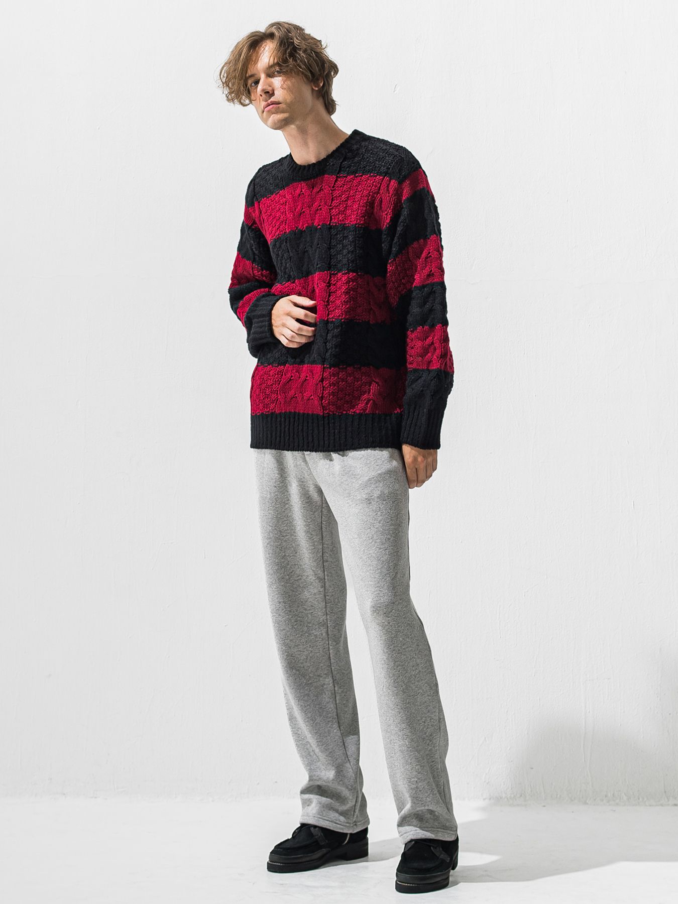【予約品 9月6日(日) 締切】CABLE LAW SWEATER / ケーブル編みローゲージセーター / ブラック×レッド