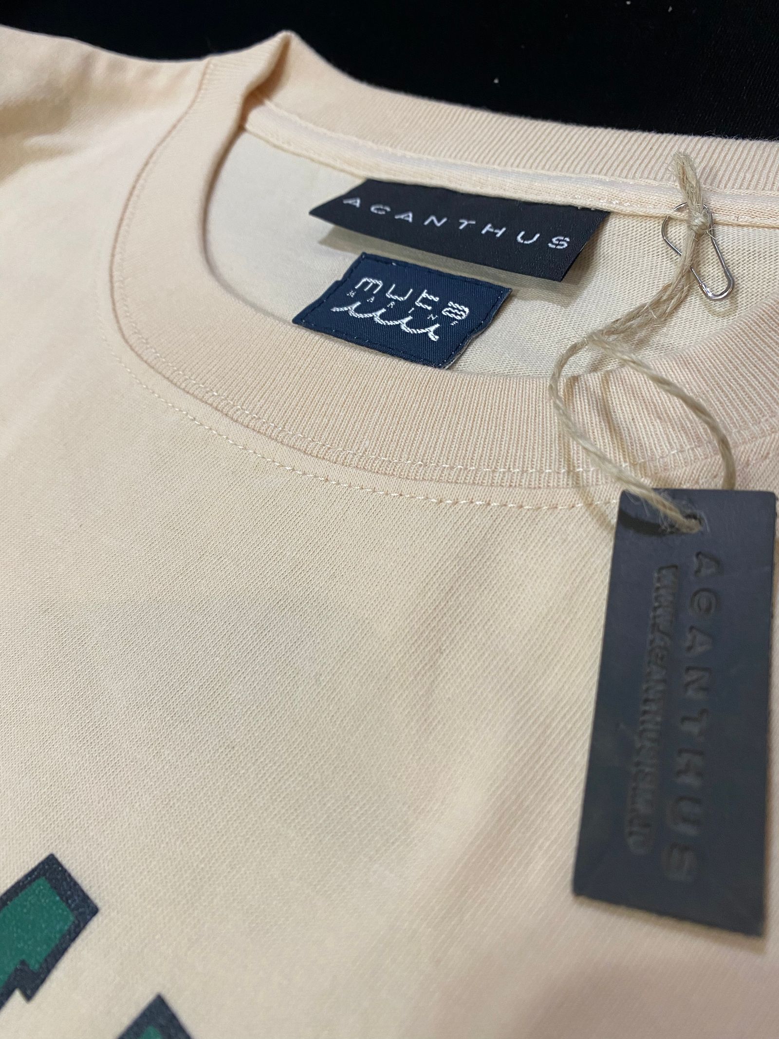 muta College Logo Tee /  ナチュラルベージュ  【Acanthus×muta】