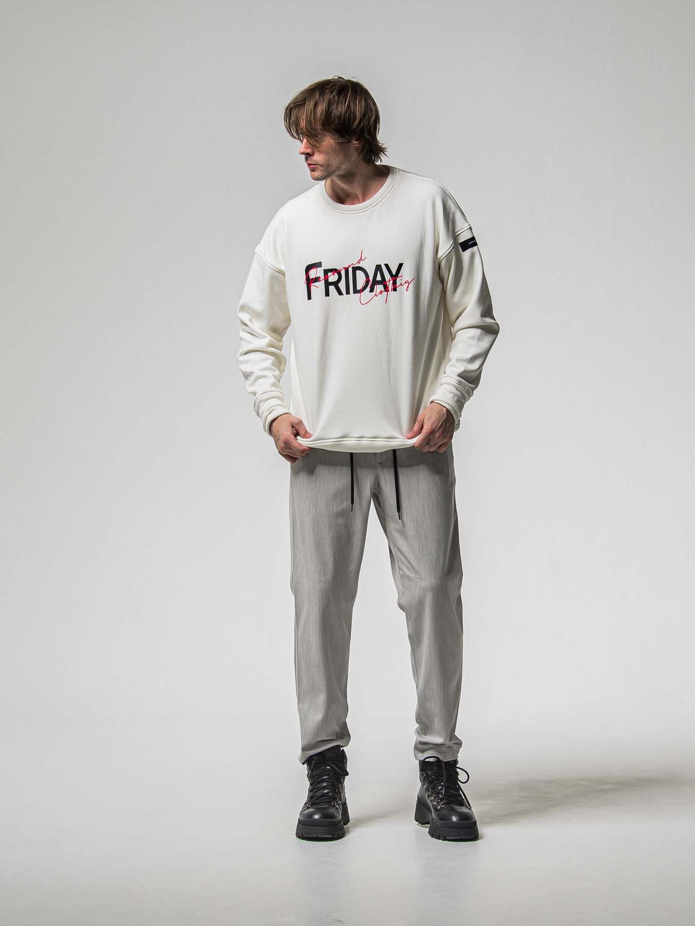 【予約品 8月31日(日) 締切】FRIDAY OLD LOGO VEROURS FLEECE TRAINER / FRIDAYコラボ オールドロゴ ベロアフリース トレーナー / ホワイト