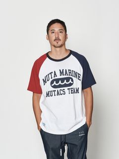 【予約品 10月9日(木) 締切】muta College Logo Raglan Sleeves Tee / ラグランTシャツ / ホワイト×レッド【Acanthus × muta MARINE】