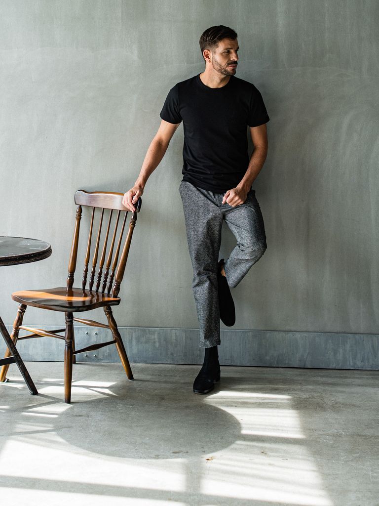 《予約品3月3日18：00締め》 ICON BASIC TEE / バックロゴTシャツ / ブラック