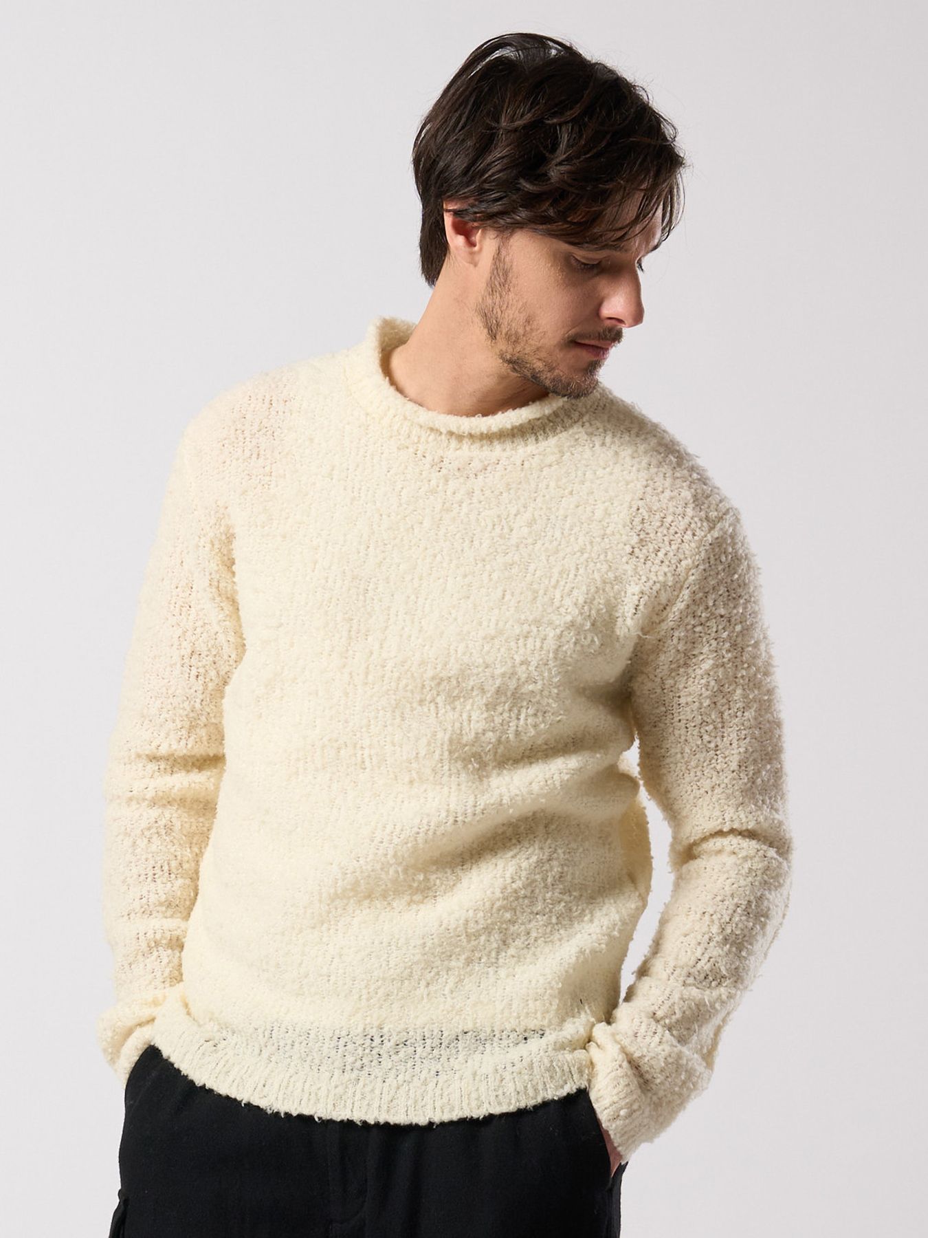 【予約品 4月19日(日) 18時締切】fancy yarn crew-neck knit / クルーネックニット / ホワイト