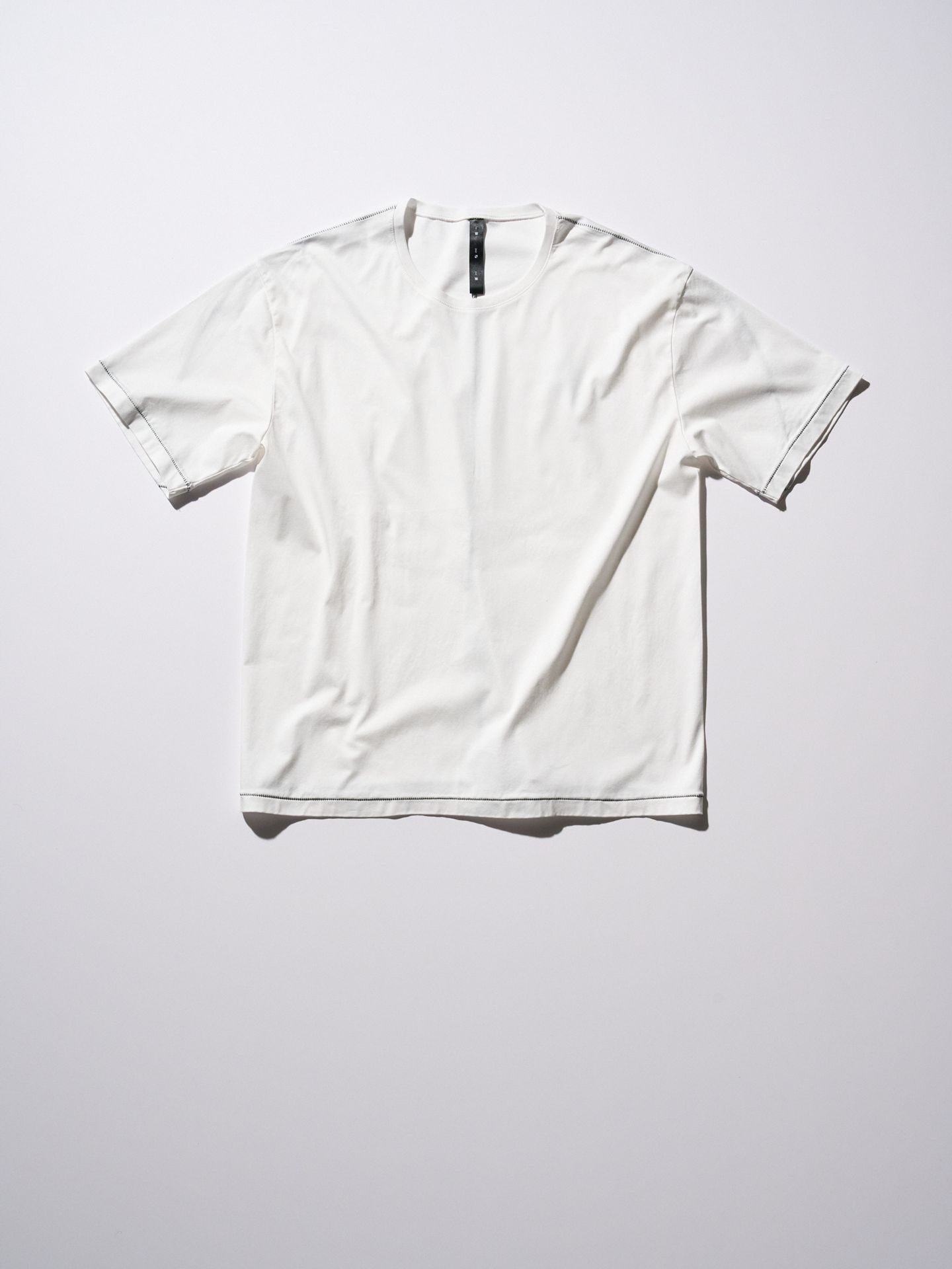 【予約品9月19日 10時締め】 silk touch ladder-st S/S  / Tシャツ / ホワイト・ブラックステッチ