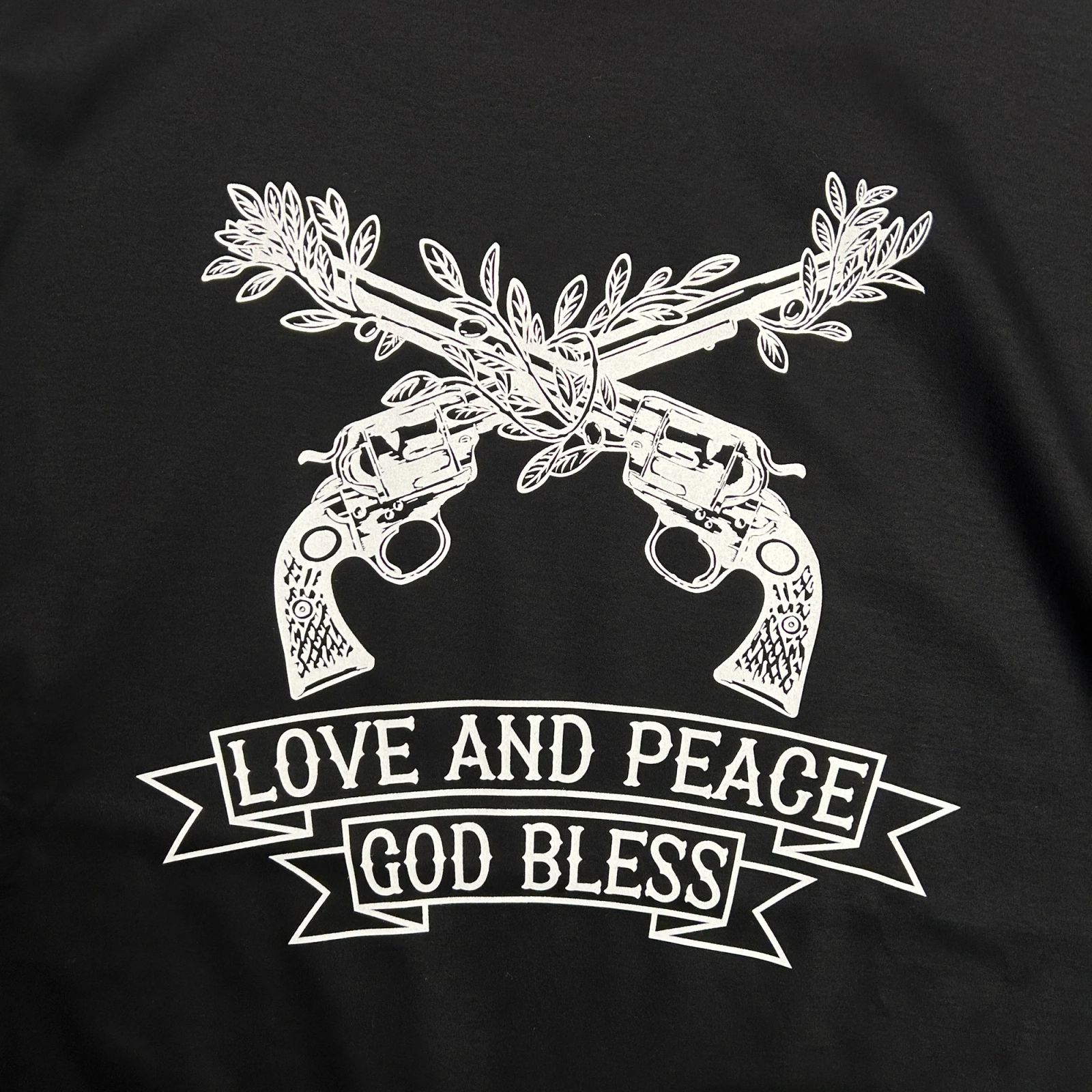 OLIVE TREE CROSSGUN T-SHIRT / BLACK / roarguns