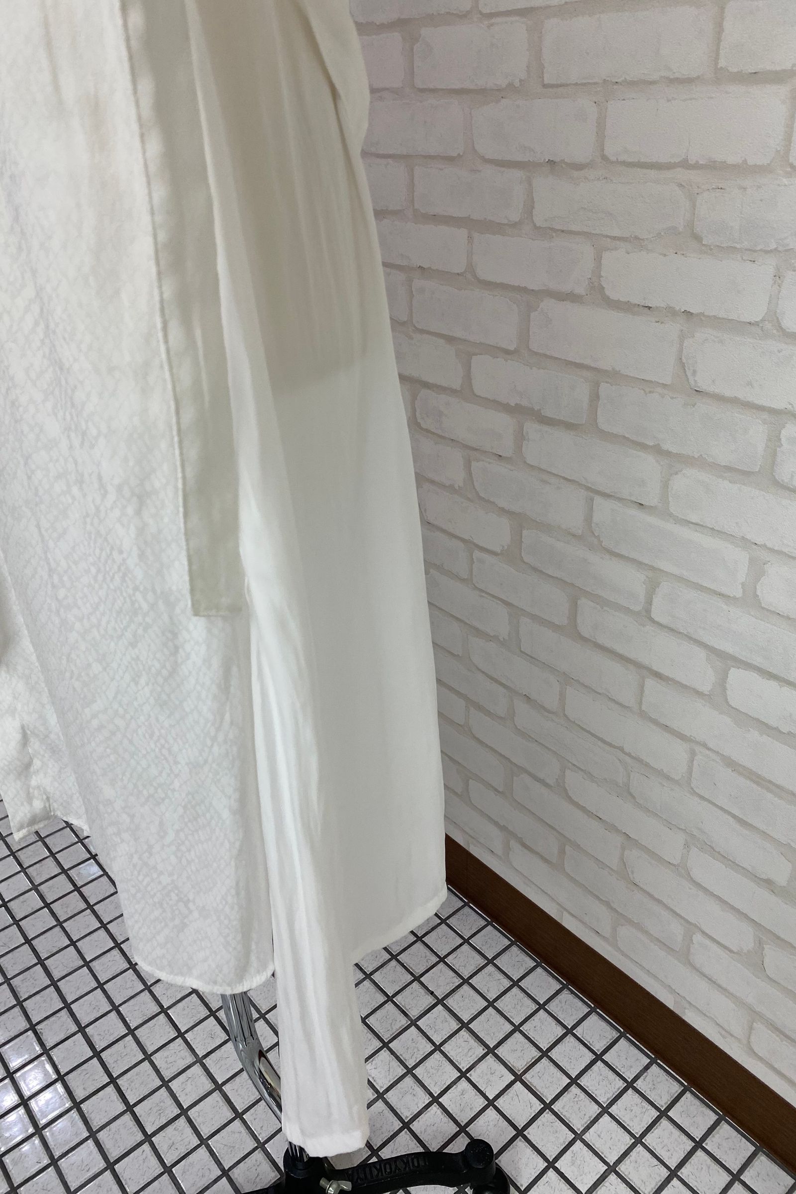 《予約品》 StoalFlareShirt / パイソン柄コンビホワイト 【kiryuyrik】 2023年2月以降入荷予定