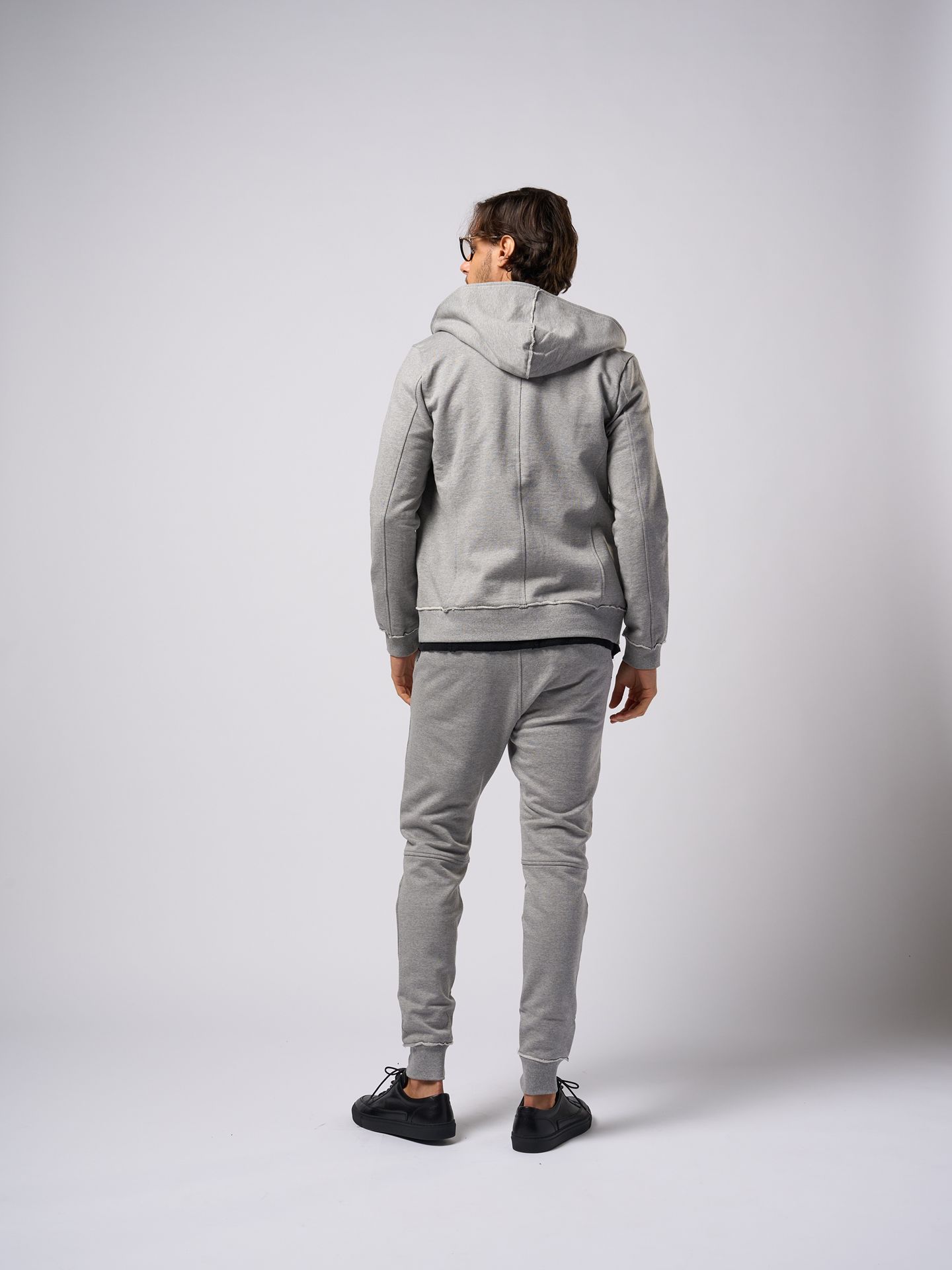 【予約品9月19日 10時締め】 basic zip-up parka  / ジップパーカー / グレー