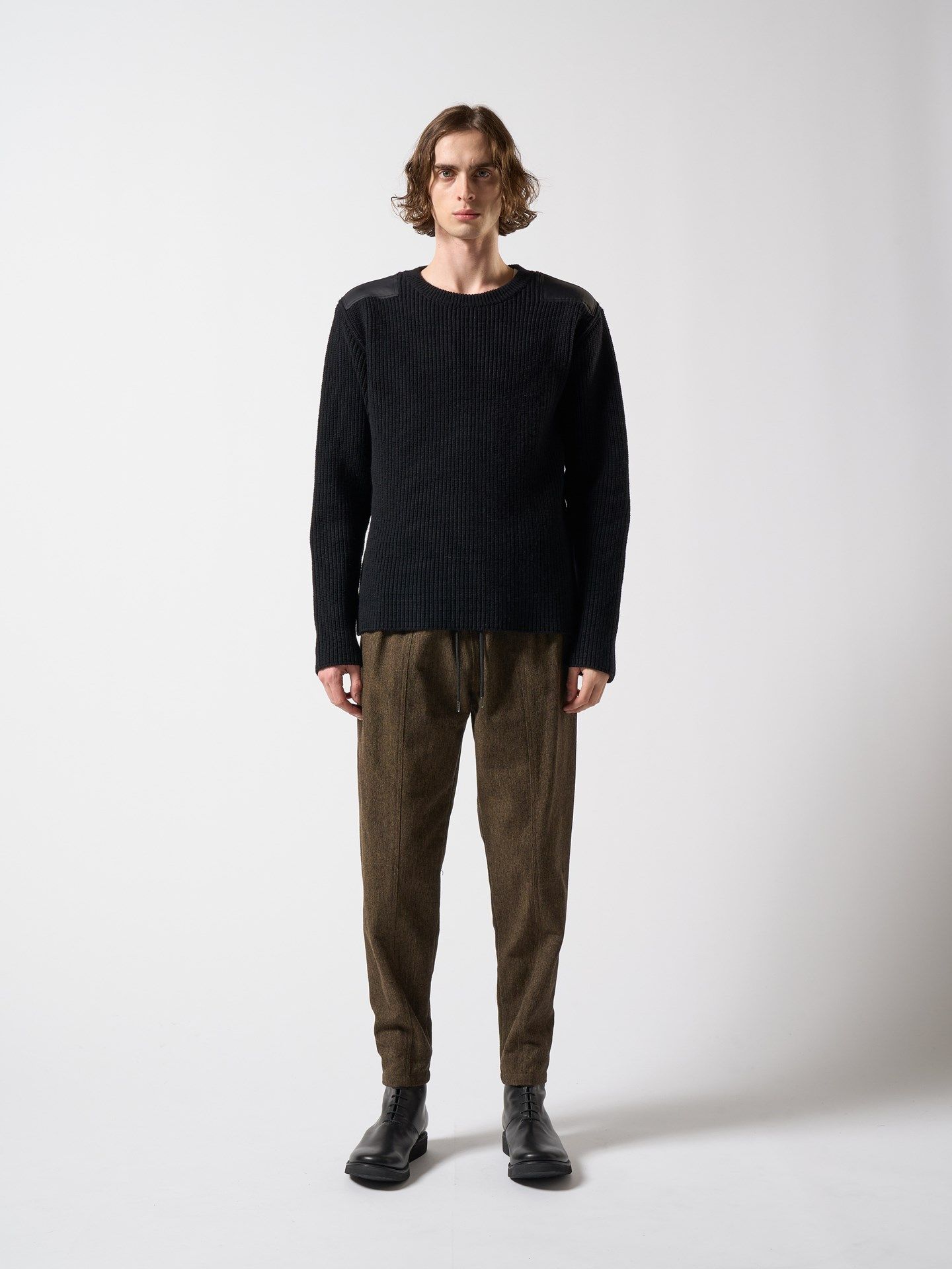 【予約品】 plating cable knit turtle / ニット / ブラック