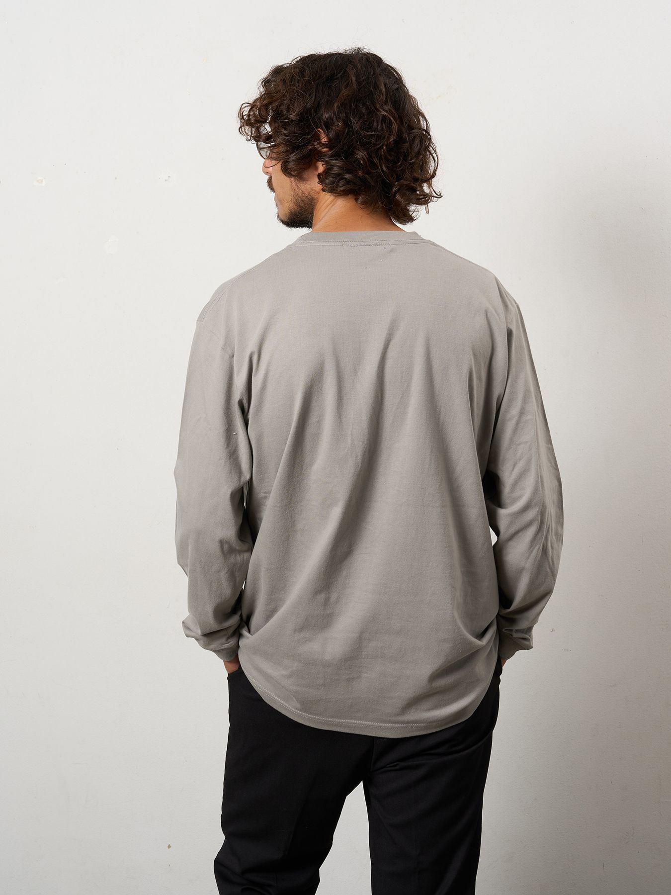 【予約品 10月16日(木) 締切】5.6ozコットン天竺 ドリップスター&クロスパッチ LSシャツ / チャコールグレー
