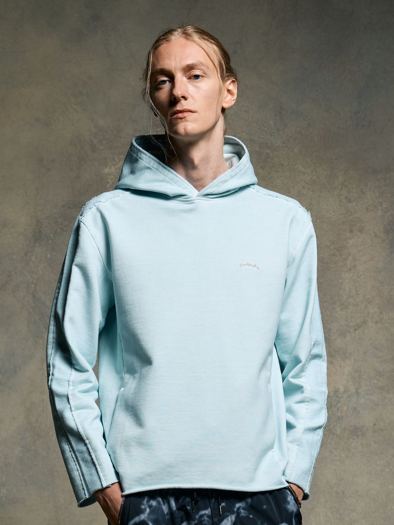 【予約品 9月23日(火) 締切】cut-off pull parker / カットオフ プルパーカー / アイスブルー