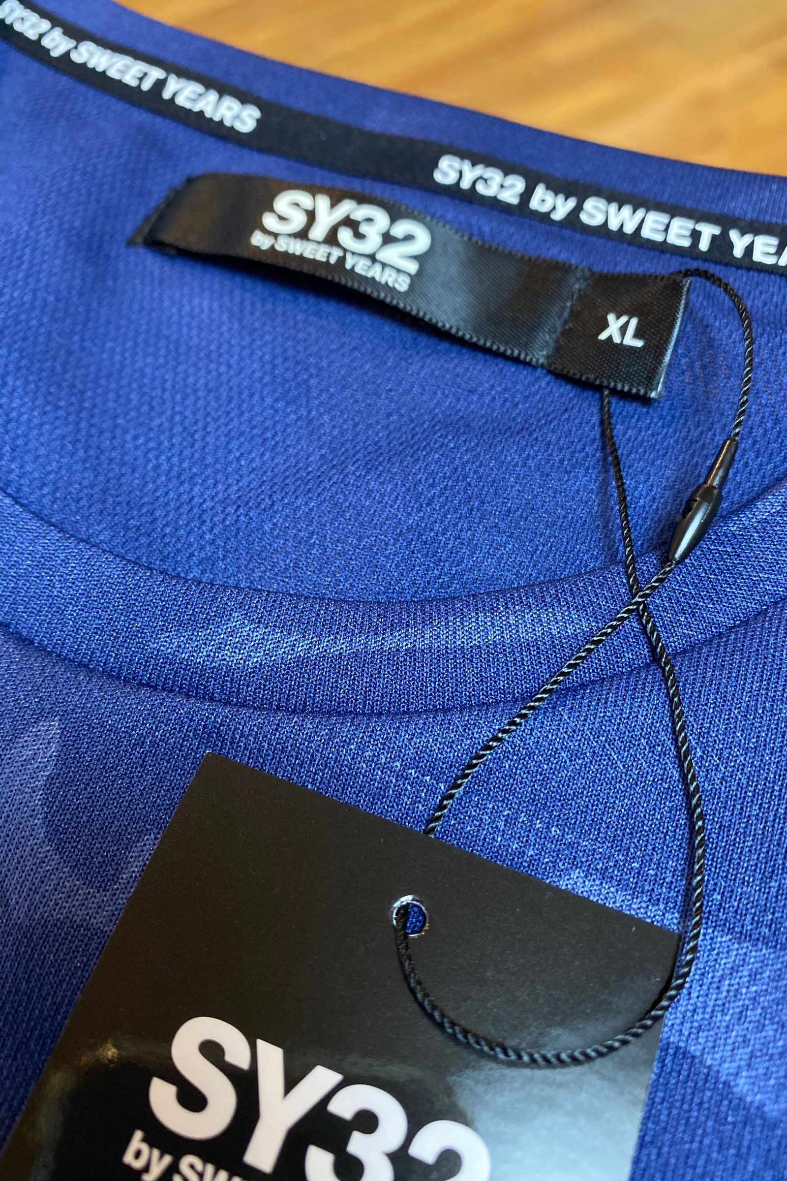 EMBOSS CAMO BOX LOGO 長袖Tシャツ 【SY32 by SWEET YEARS】