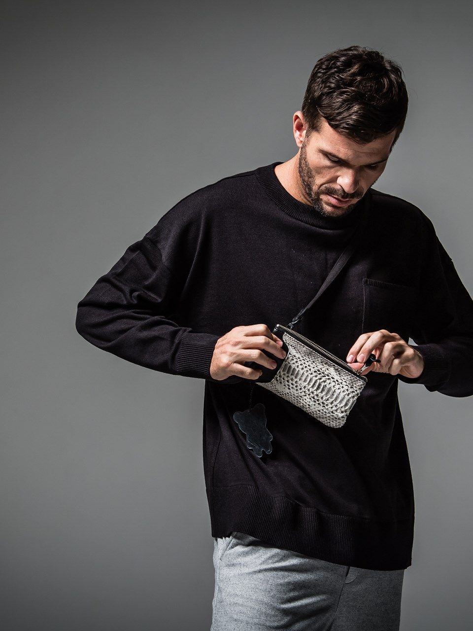 decade  collabo Wallet phone bag / ショルダーバッグ / ホワイト 【RESOUND CLOTHING】