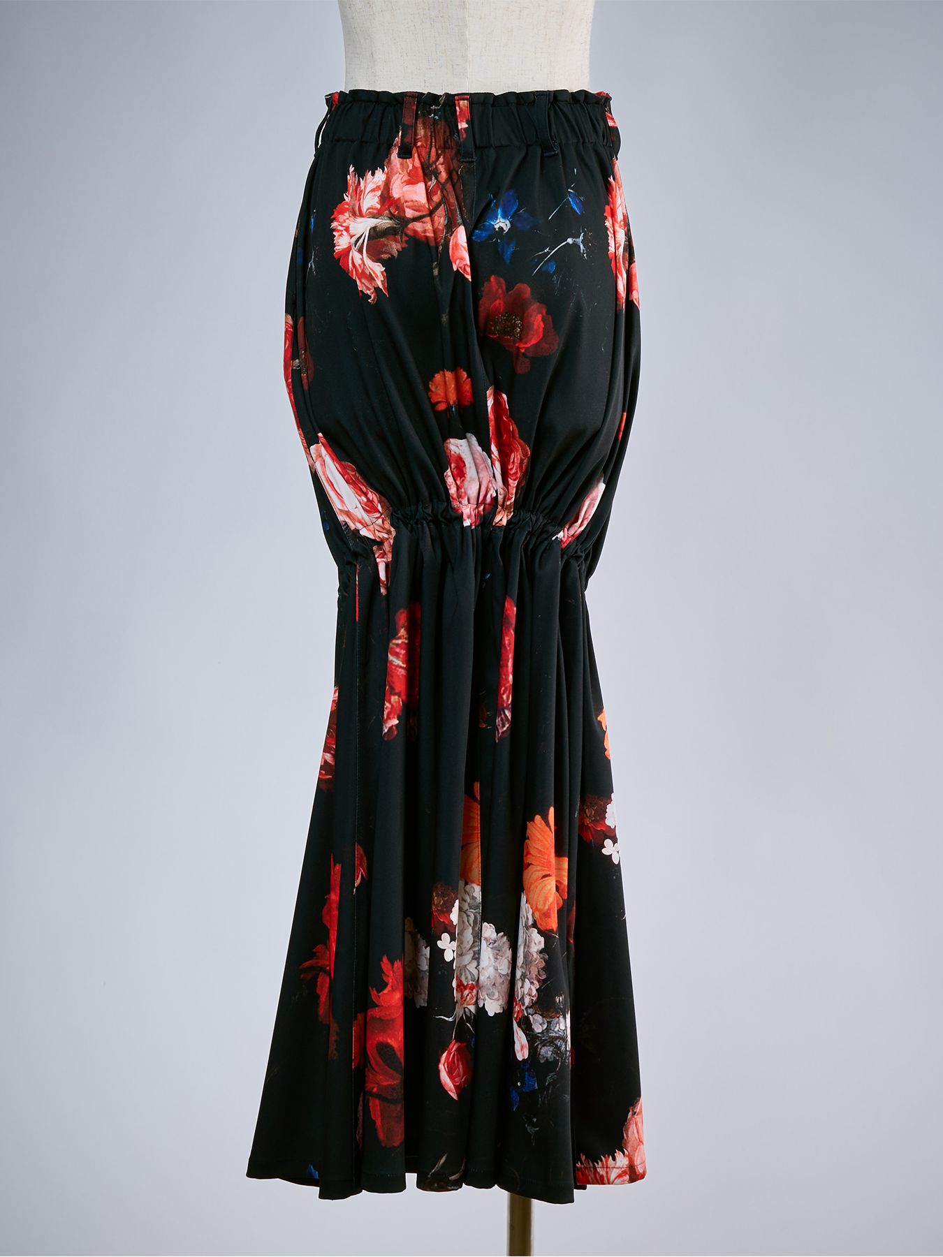 【予約品 10月26日(月) 締切】THEONENESS-FLORA Shirring Skirt / シャーリングスカート / ブラック