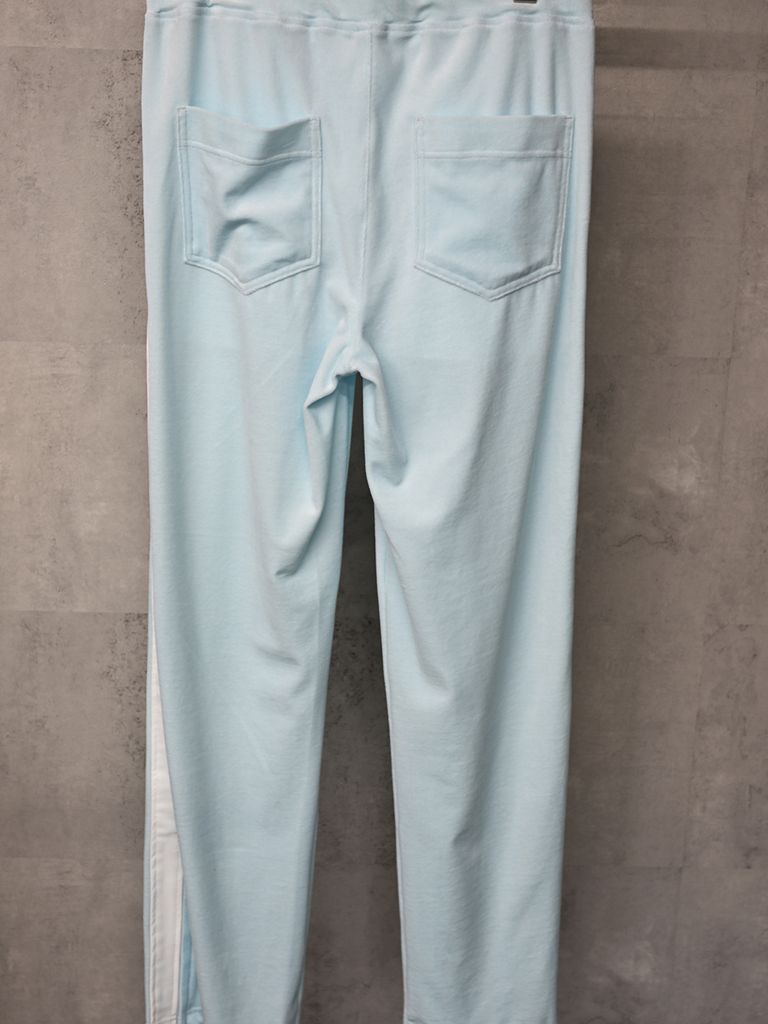 《予約品》 VELOUR SEMI WIDE PT  / ベロアラインワイドパンツ / サックス