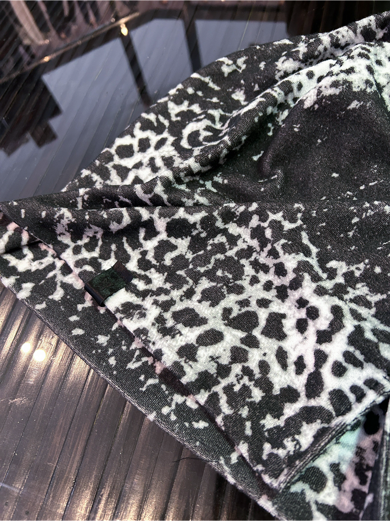 参考画像：同生地のキャップ