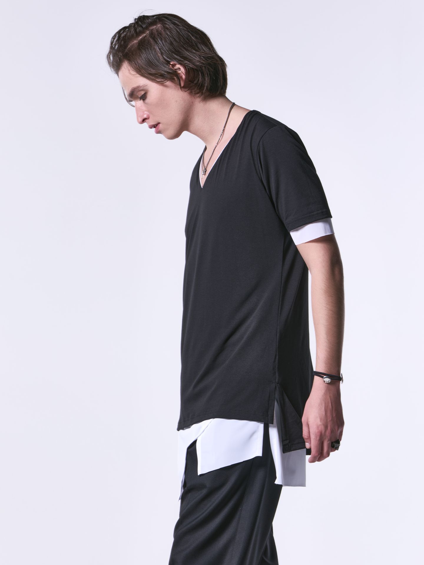 SlitHemLayeredT-Shirt / スリットレイヤードTシャツ / ブラック・ホワイト