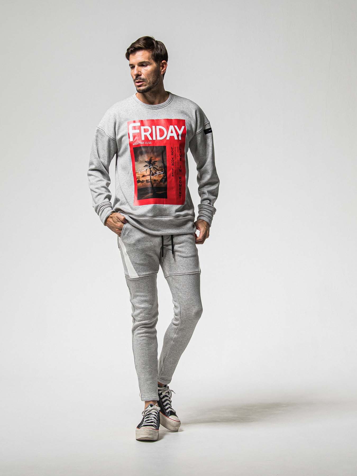 【予約品 8月31日(日) 締切】FRIDAY OLD COVER VEROURS FLEECE TRAINER / FRIDAYコラボ オールドカバー ベロアフリース トレーナー / グレー