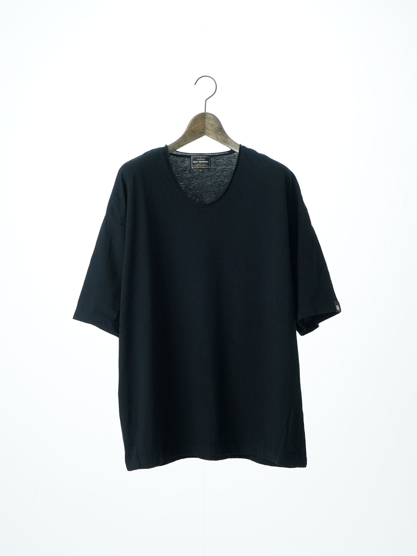 CREWNOT / VネックTシャツ / ブラック