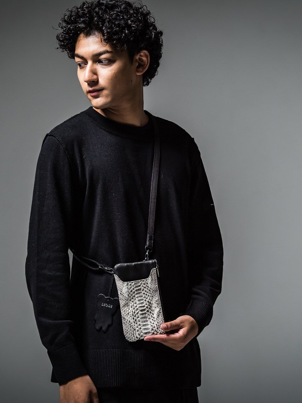 decade  collabo Wallet phone bag / ショルダーバッグ / ホワイト 【RESOUND CLOTHING】