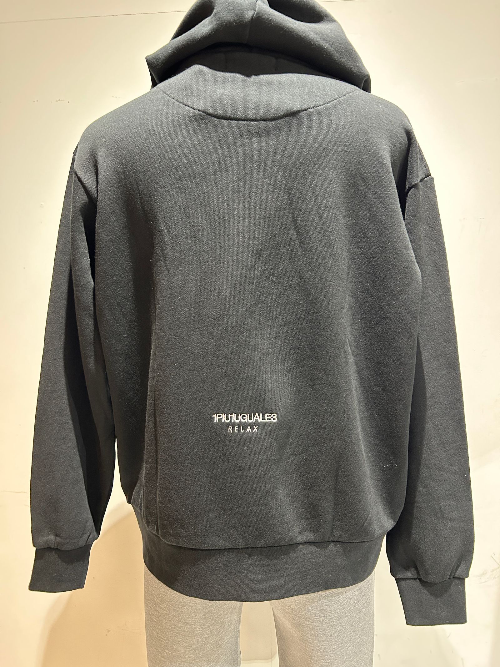 スヌーピーフーディープルオーバーコラボ BLACK 【PEANUTS ×1PIU1UGUALE3 RELAX】