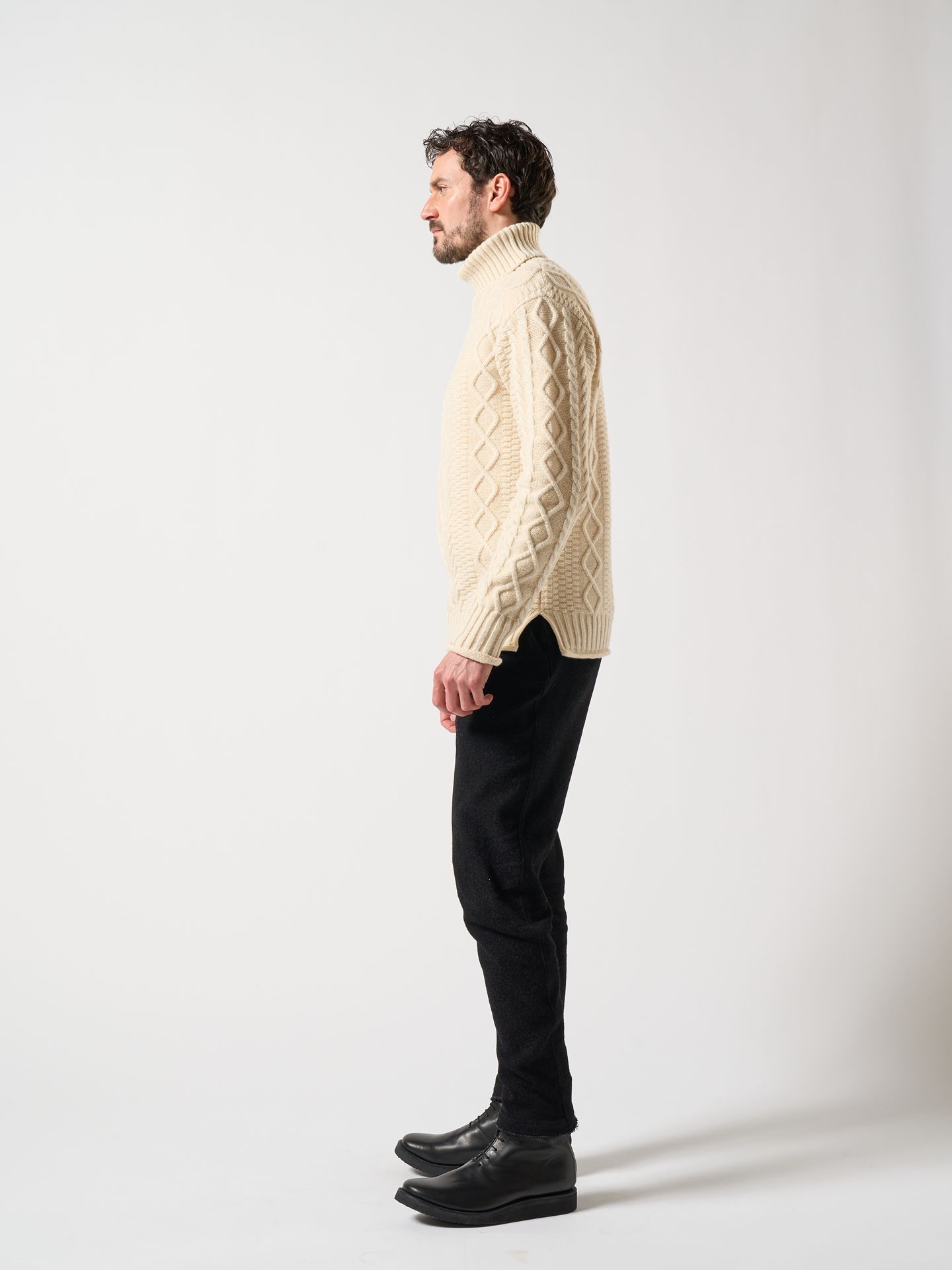 【予約品】 3D banana slacks / スラックス / ダークチャコール