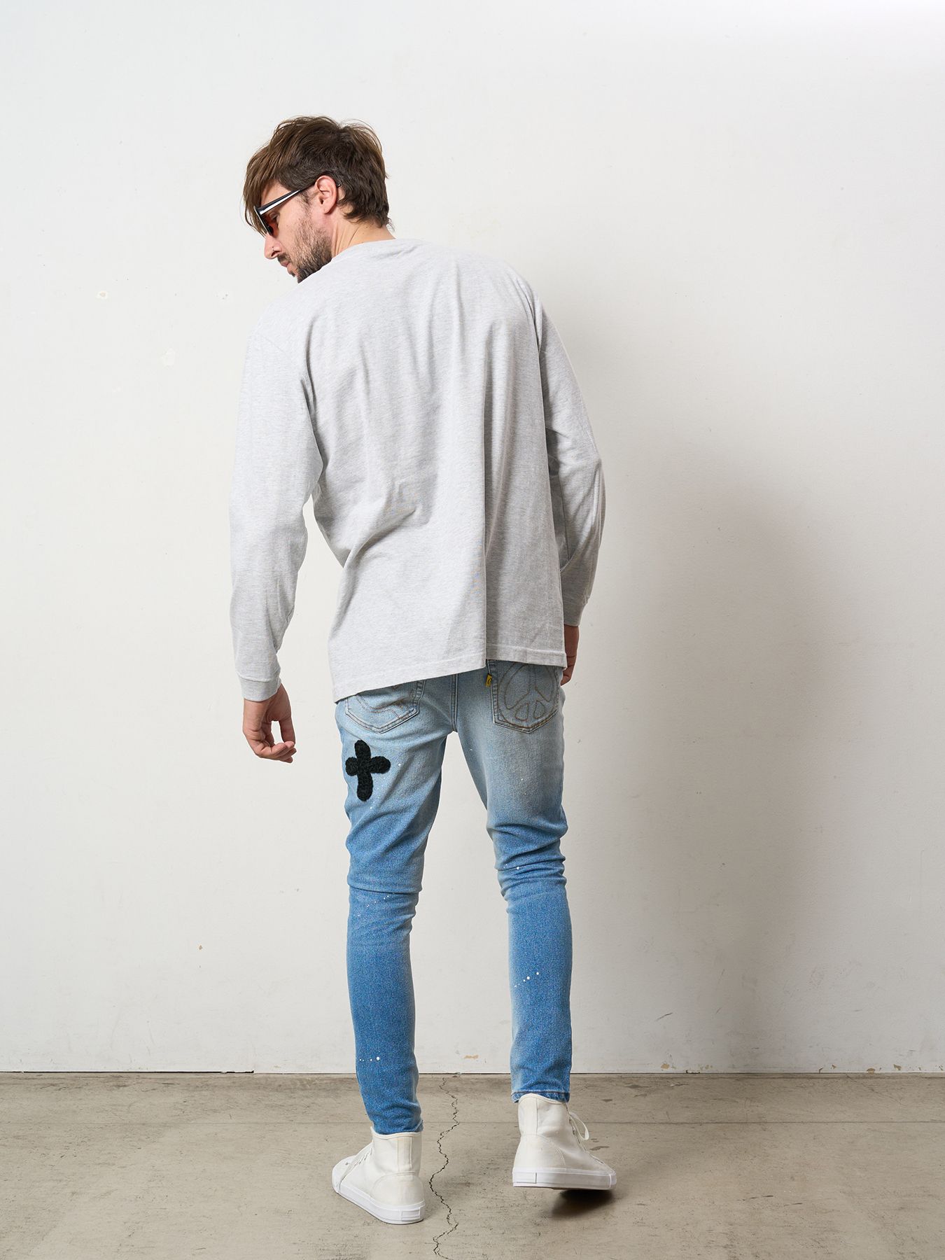【予約品 5月8日(木) AM10時 締切】 5.6ozコットン天竺JUST WANNA HAVE FUNSシークイン LS Tシャツ / アッシュ