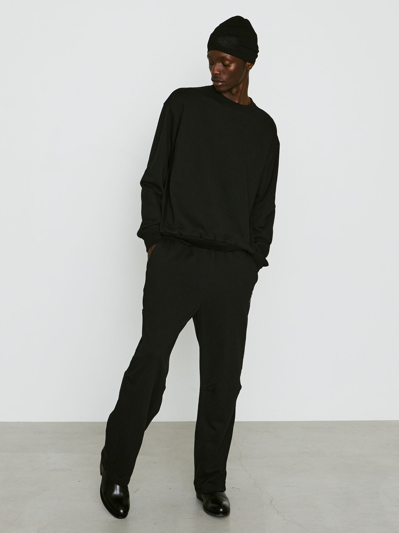 【予約品 8月10日(日) 締切 】アイトヘイワ SWEAT PANTS / アイトヘイワ スウェットパンツ / 刺繍 クリスタル ブラック