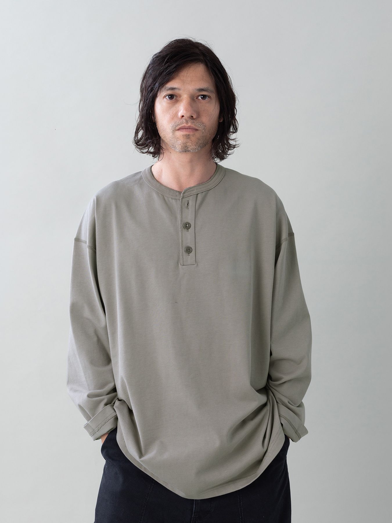 【予約品 5月6日(水) 締切】FLATSEAMME-HENLEY / ヘンリーネックカットソー / グレー