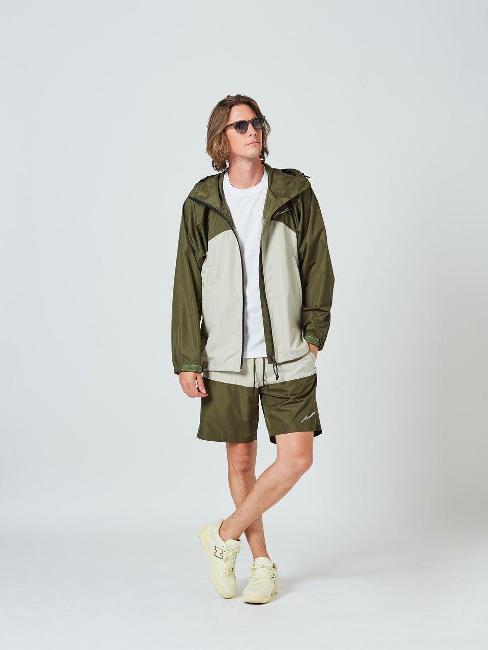 (予約品2023年10月19日18時締め) Light Shell Hooded Jacket / フードジャケット / カーキ