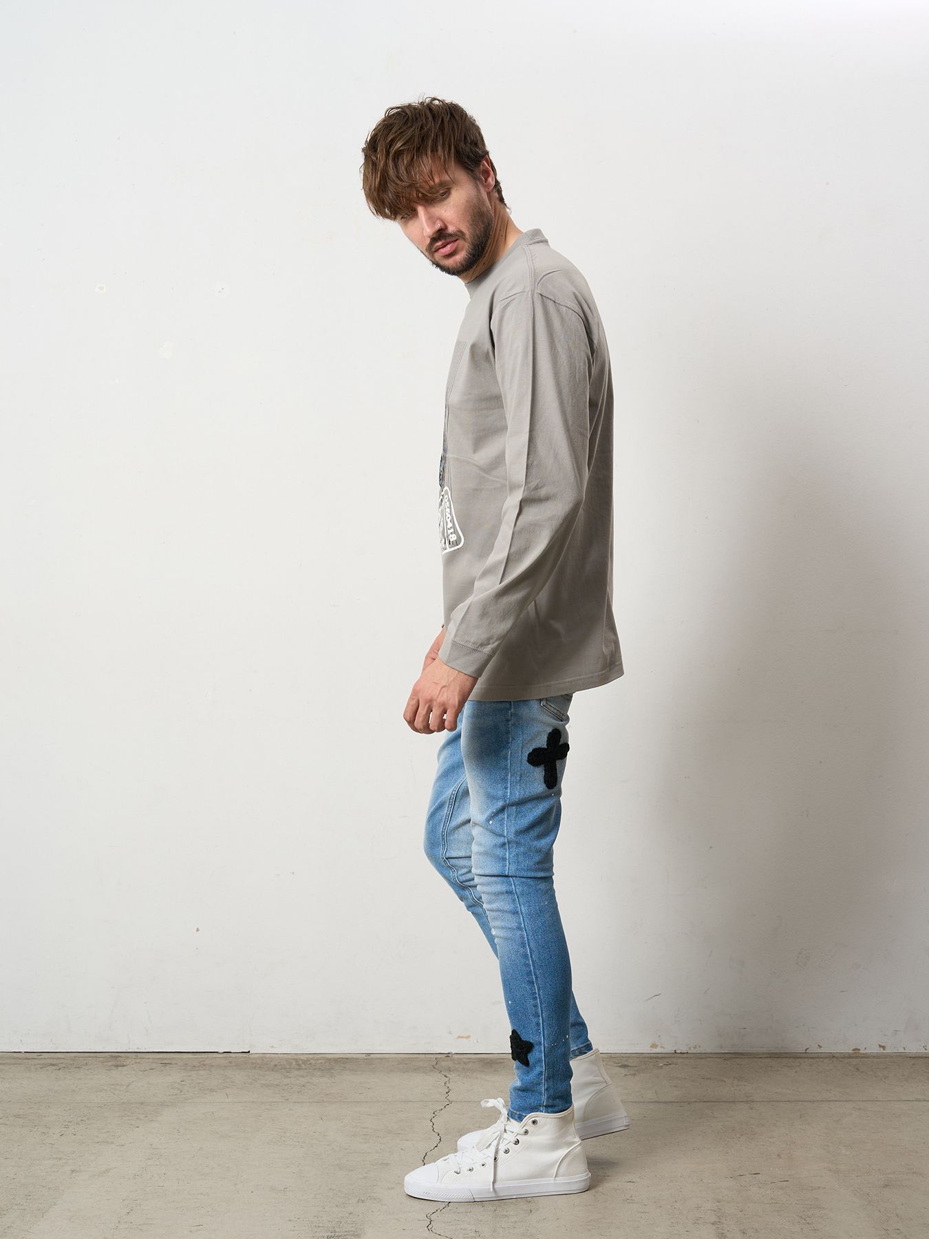 【予約品 5月8日(木) AM10時 締切】 5.6ozコットン天竺 LOST HEARTS シークインLS Tシャツ / チャコールグレー