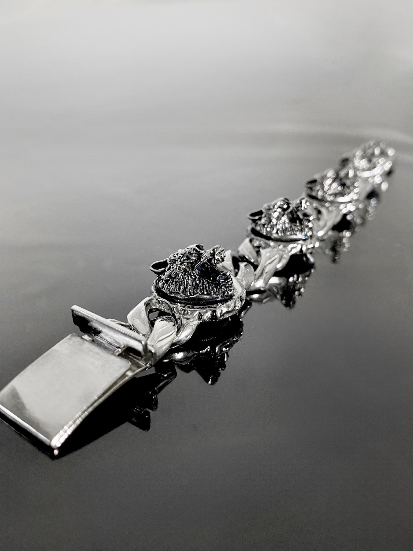 《受注生産》CHAIN BRACELET [WOLVES] with 10 DIAMONDS / ウルヴスチェーンブレスレット・10ダイヤモンドアイズ / 注文から5～10週間後入荷予定