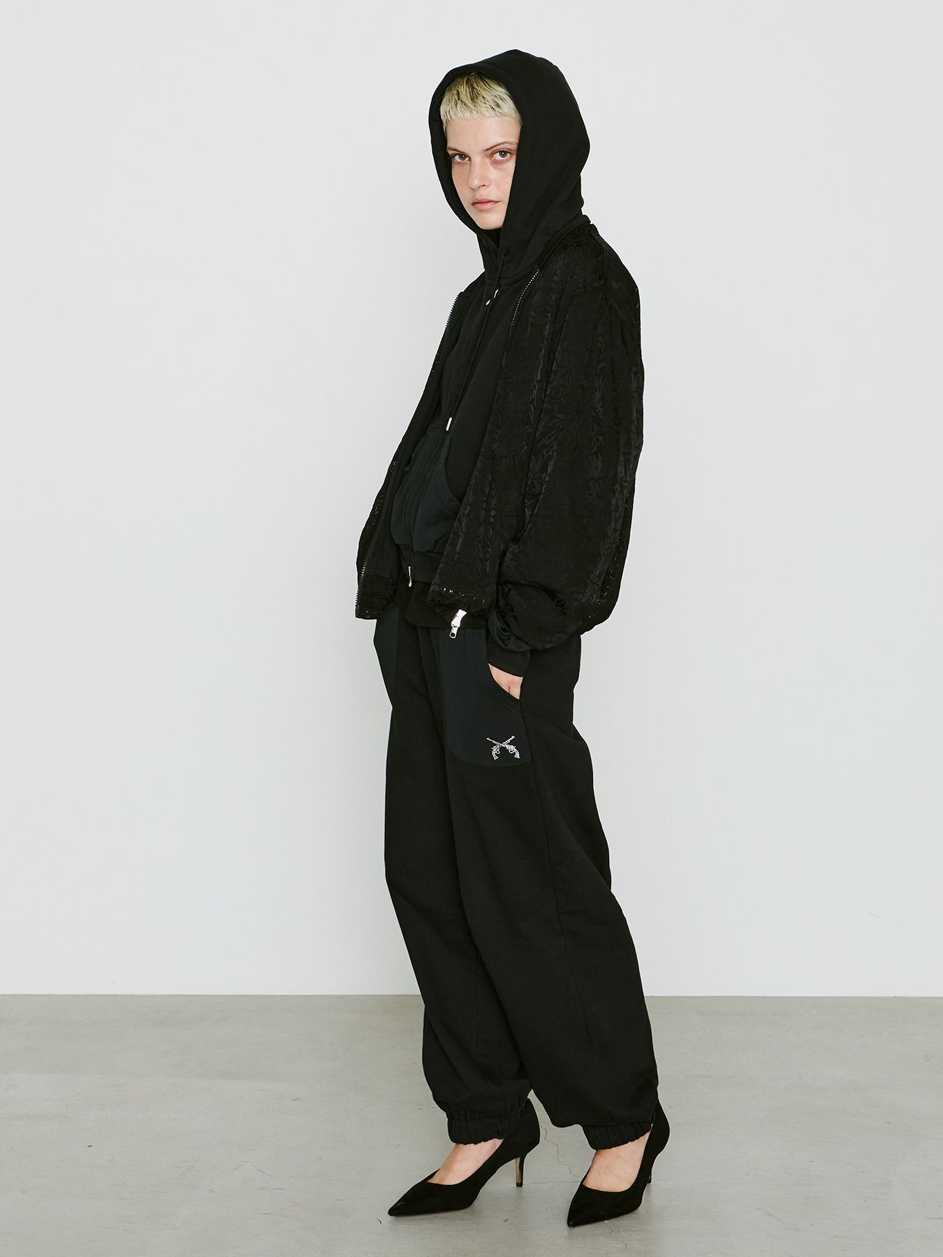 【予約品 8月10日(日) 締切 】WOMENS BALL CHAIN HOODIE / ボールチェーン フーディー / ブラック