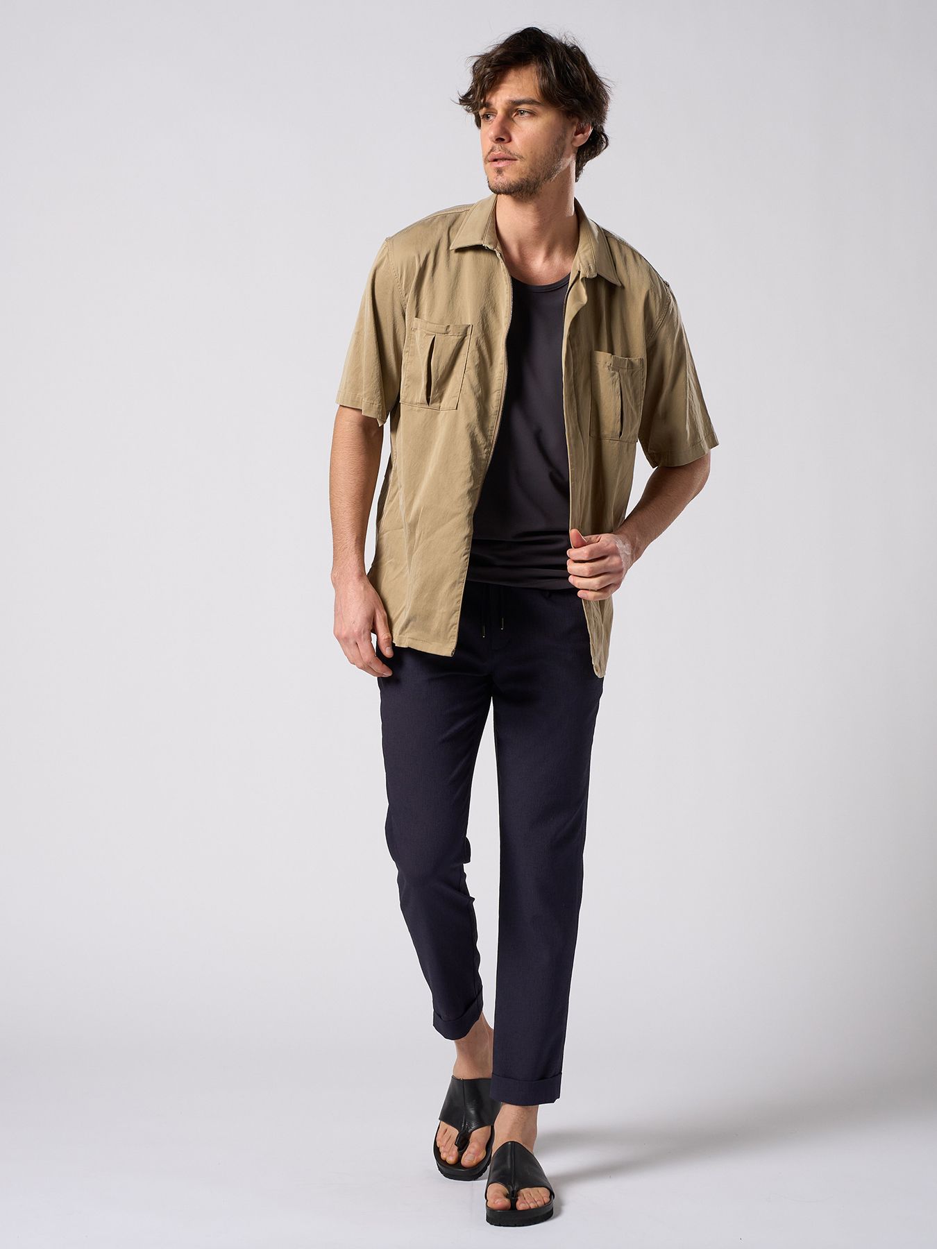 【予約品 1月25日(日) 締切】tuck slim slacks / タックスリムスラックス / ネイビー