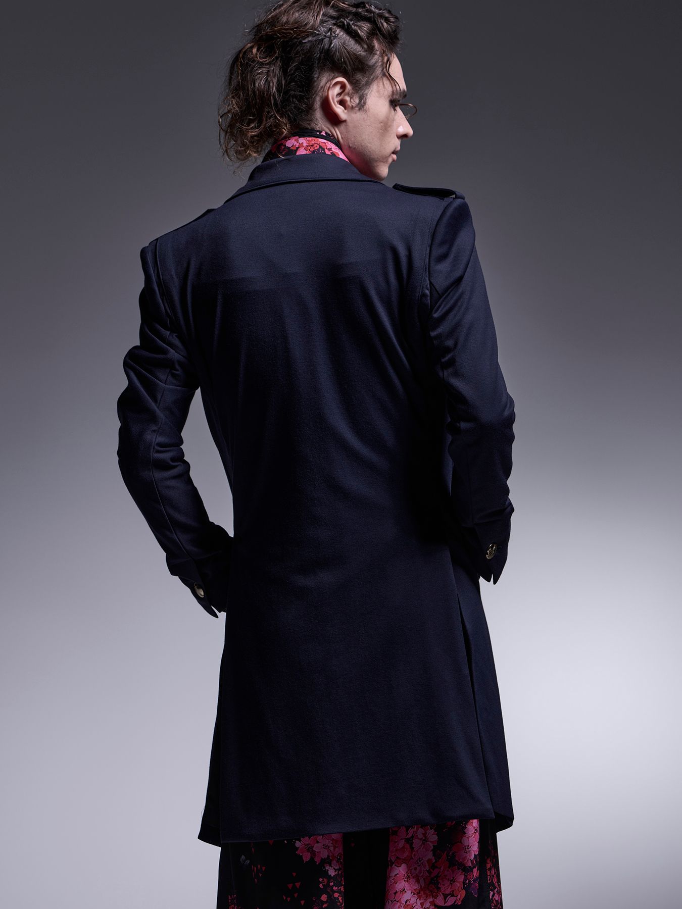 【予約品 7月13日(日) 締切】Epaulet Peaked Long Jacket / エポーレット ピークドラペル ロングジャケット / ネイビー