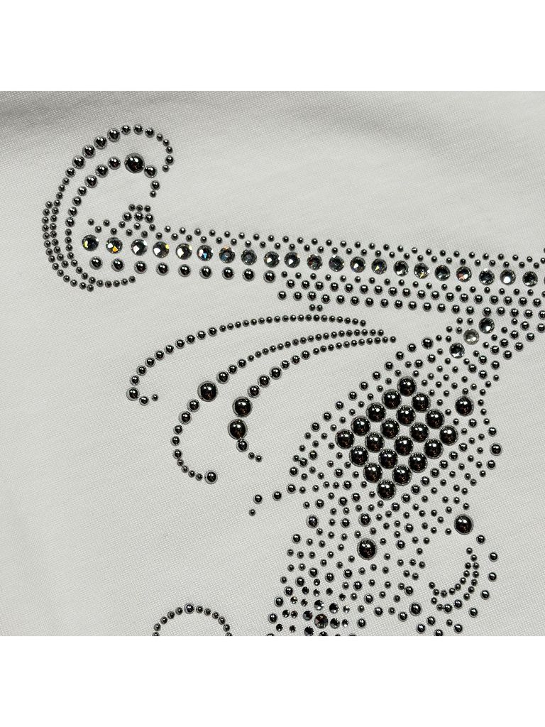 参考画像：メタルとスワロフスキークリスタルを使用したクロスガン