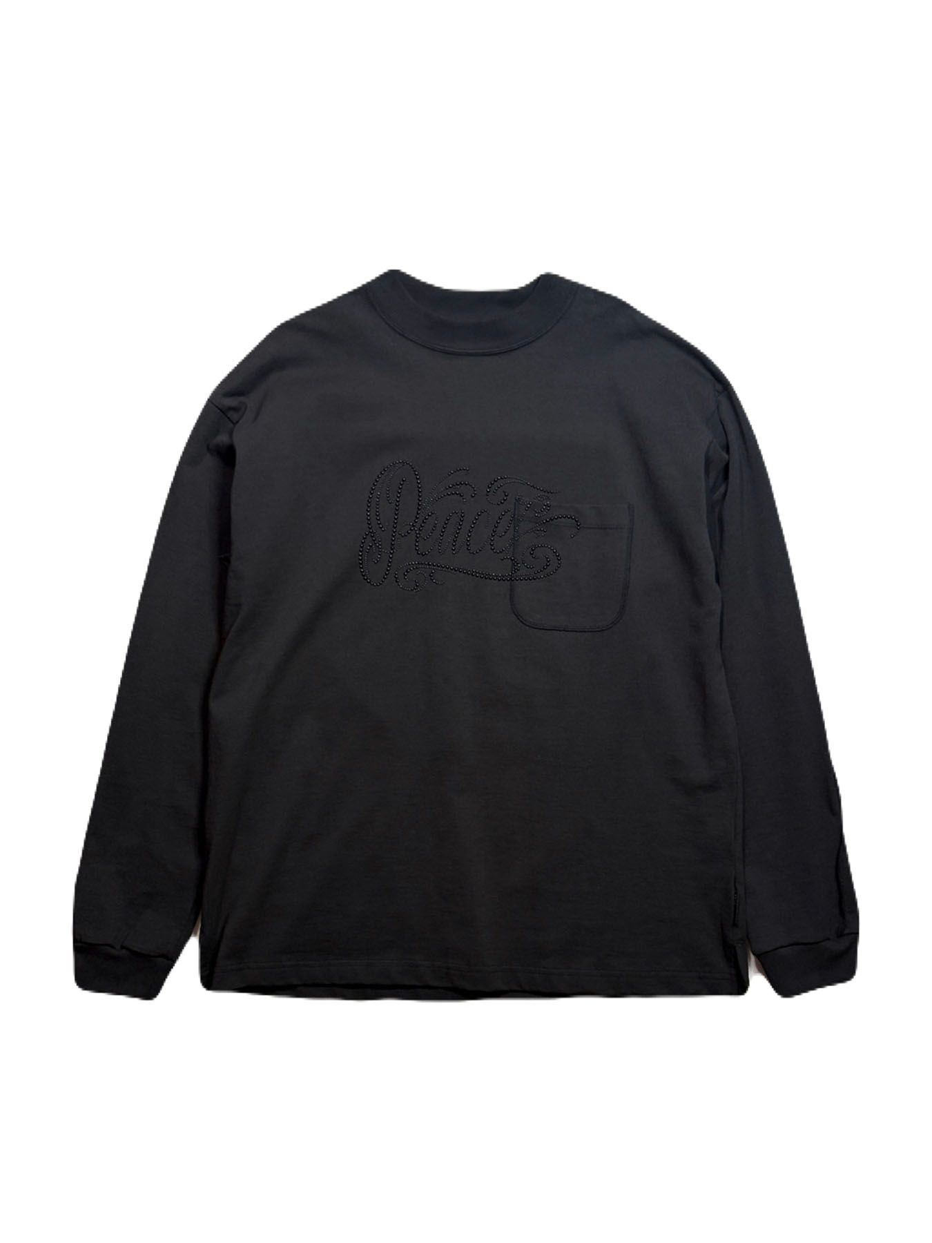 【予約品 3月9日(月) 18:00 締切】POCKET L/S T PEACE / Peace メタルスタッズ ポケット ミドルハイネックロンT / ブラック
