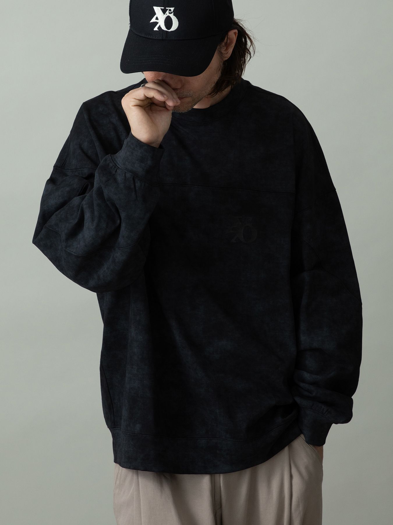 【予約品 2月1日(日) 締切】SWITCHCUT / ロゴプリント カットソー  / ブラック