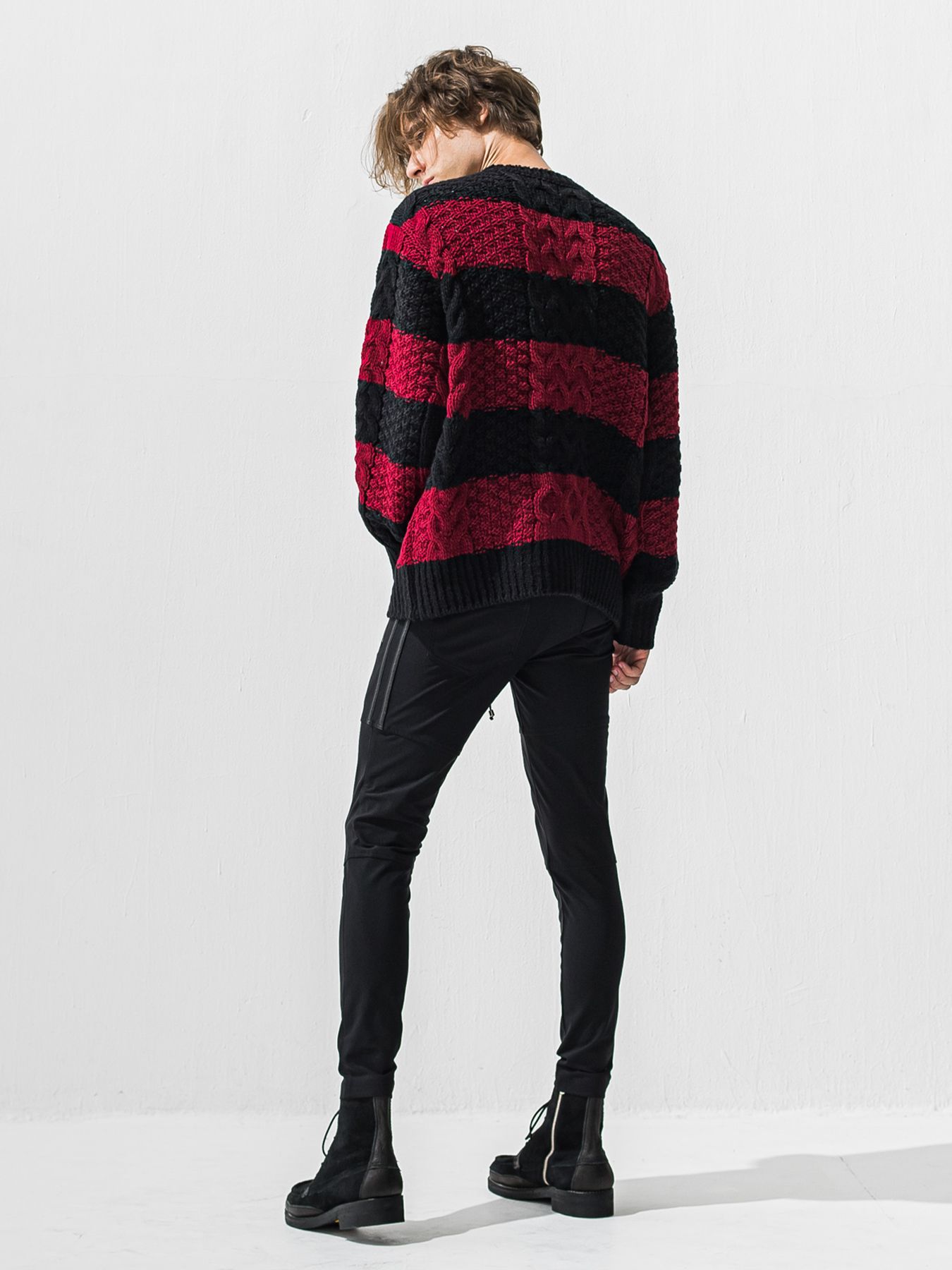 【予約品 9月6日(日) 締切】CABLE LAW SWEATER / ケーブル編みローゲージセーター / ブラック×レッド